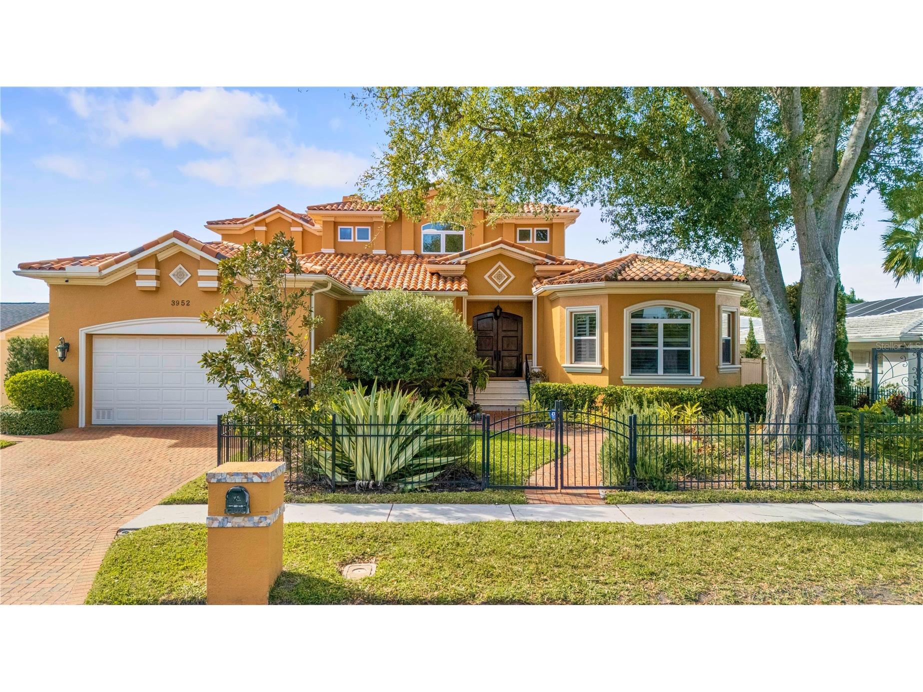 3952 Versailles Drive Tampa FL 33634 TB8467165 image1