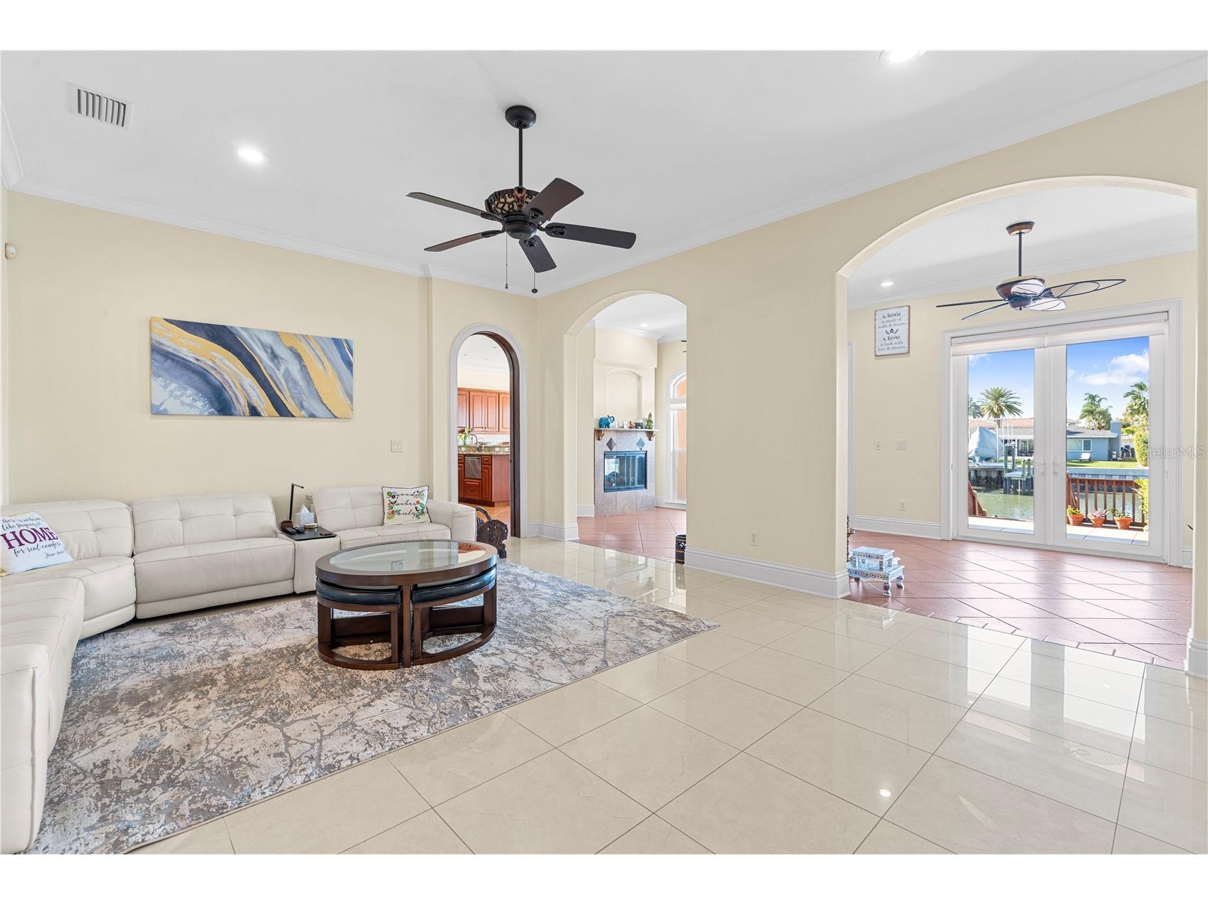 3952 Versailles Drive Tampa FL 33634 TB8467165 image10