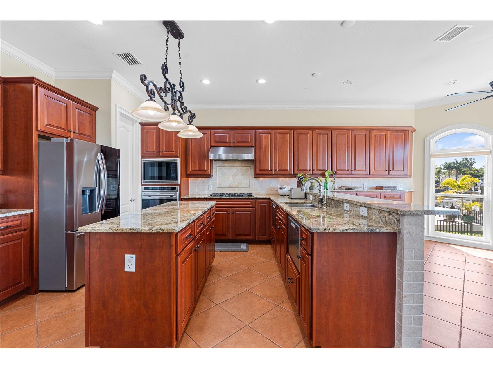 3952 Versailles Drive Tampa FL 33634 TB8467165 image24