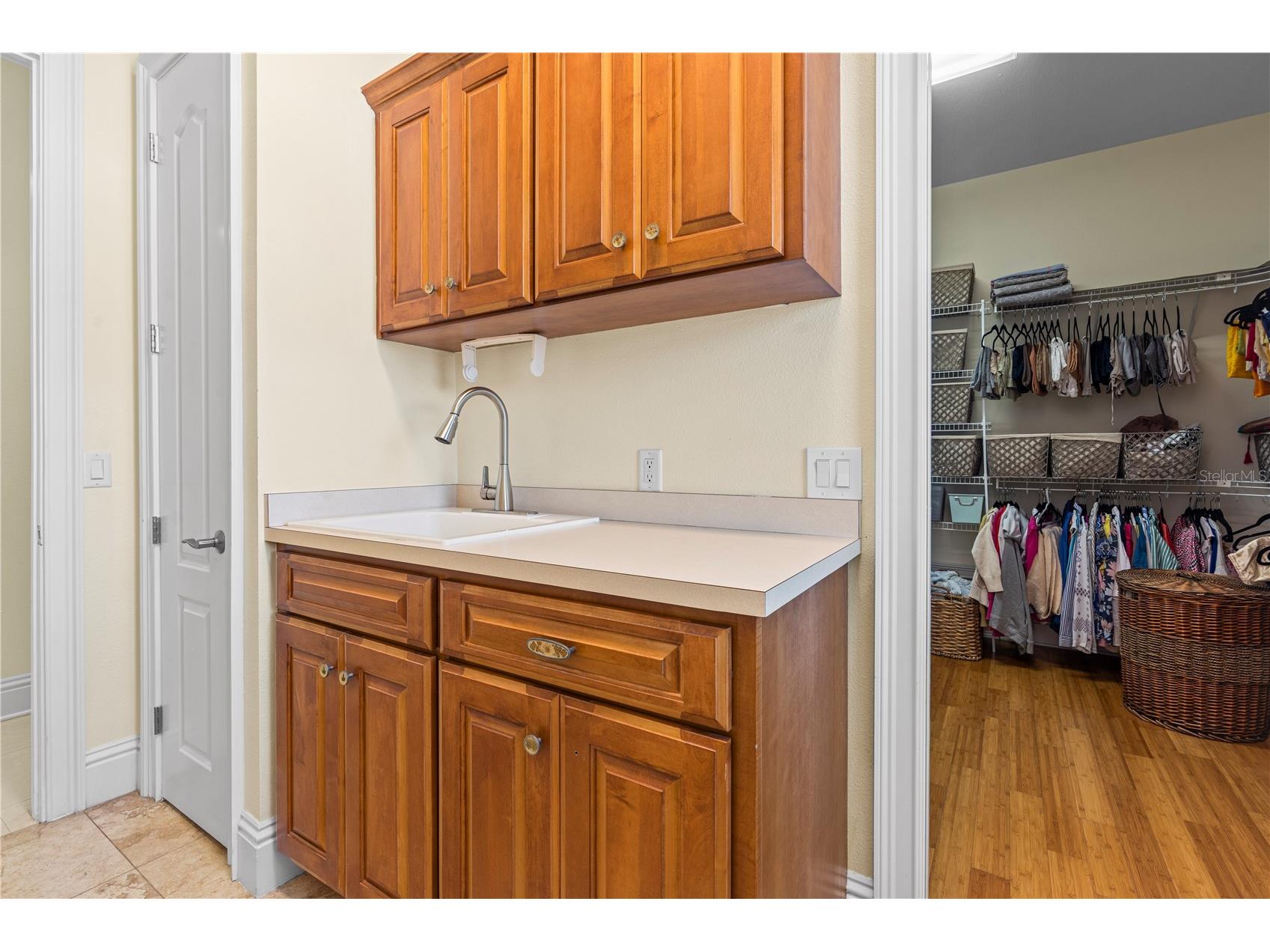 3952 Versailles Drive Tampa FL 33634 TB8467165 image33