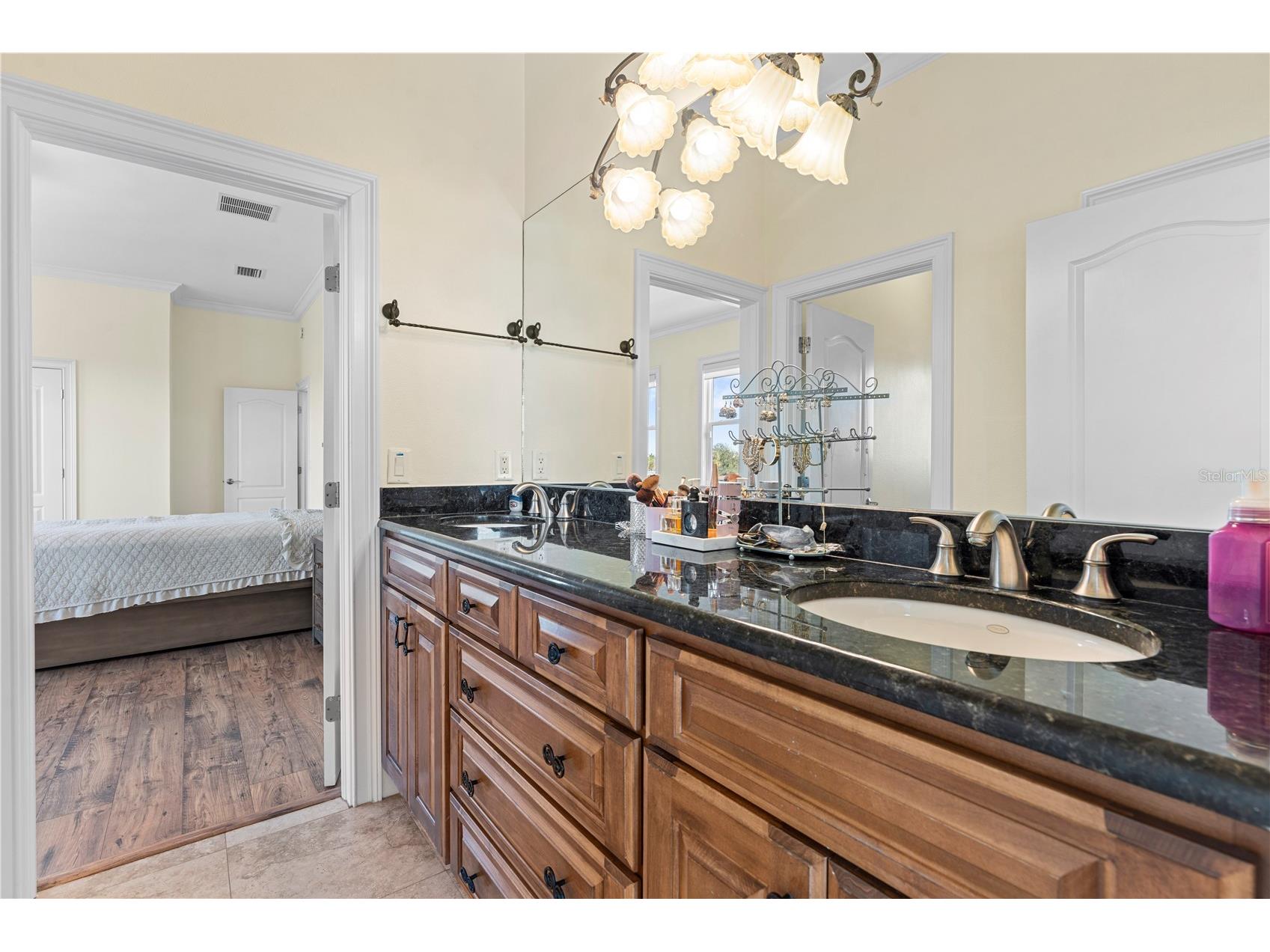 3952 Versailles Drive Tampa FL 33634 TB8467165 image44