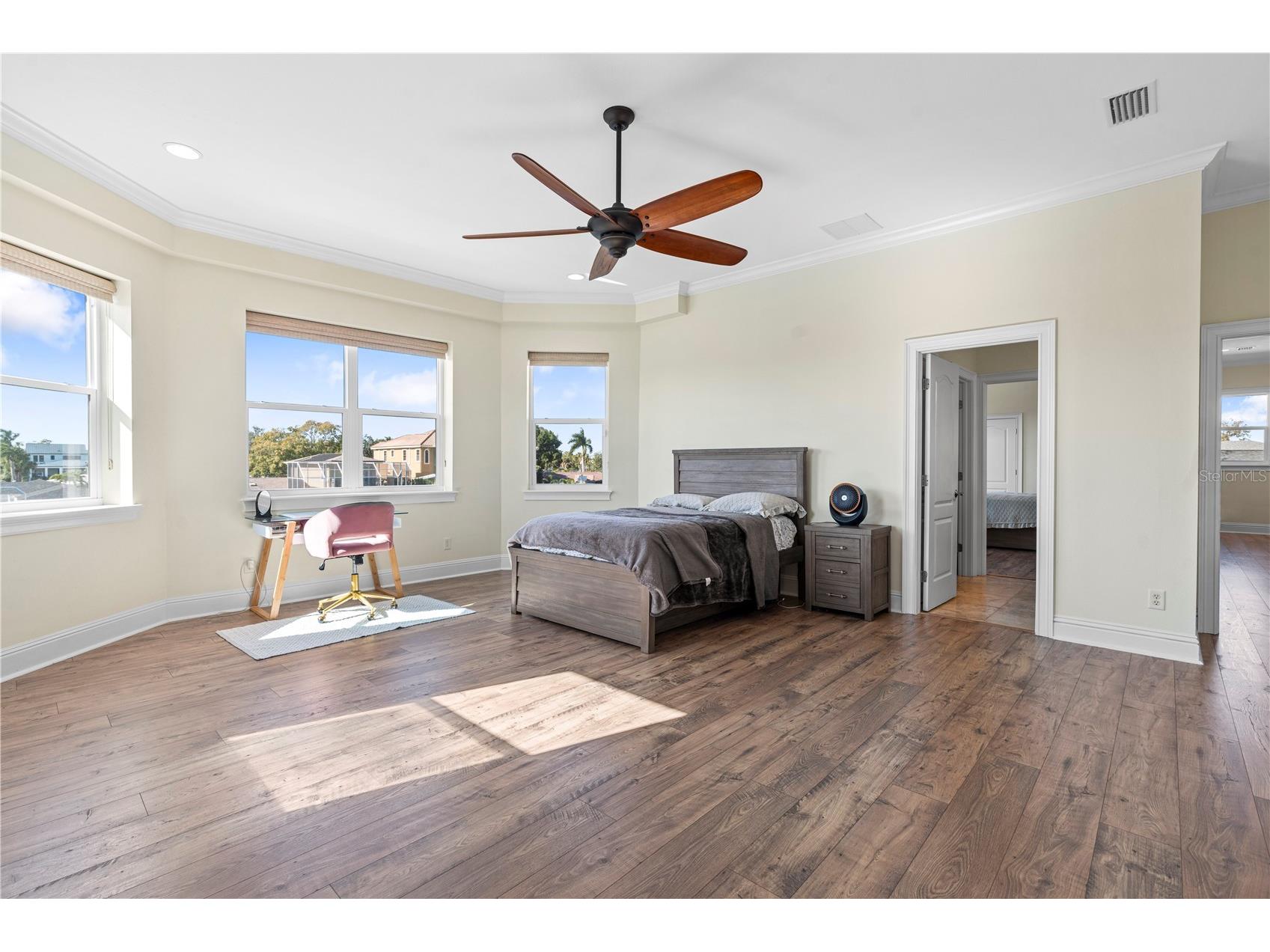 3952 Versailles Drive Tampa FL 33634 TB8467165 image45