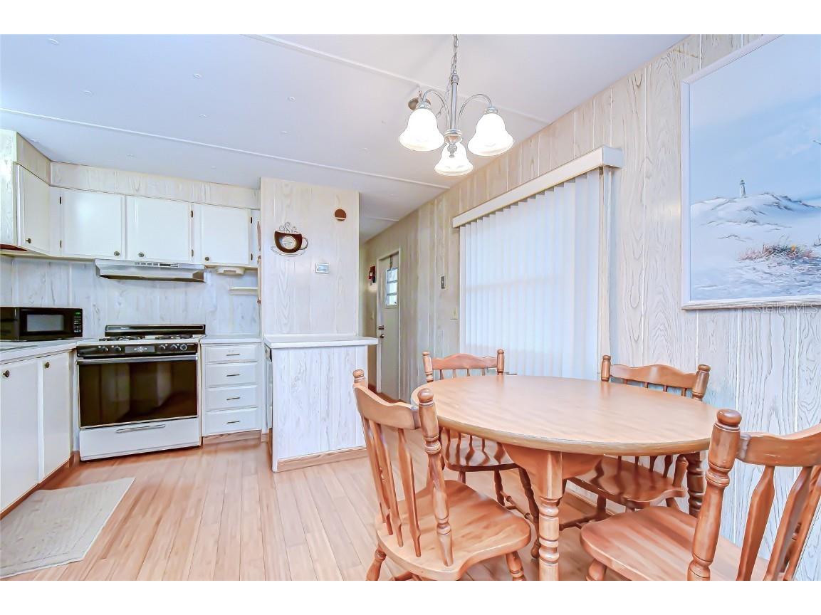 39524 Dundee Road Zephyrhills FL 33542 TB8452837 image21