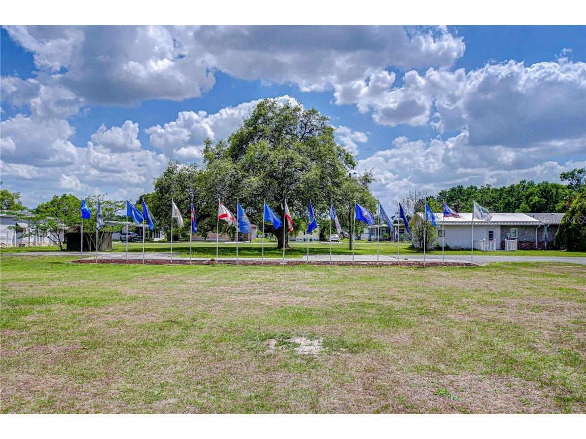 39524 Dundee Road Zephyrhills FL 33542 TB8452837 image37