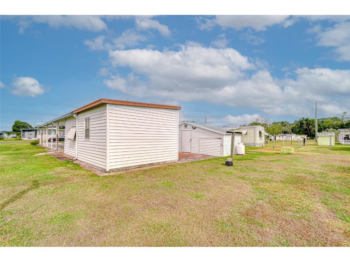 39524 Dundee Road Zephyrhills FL 33542 TB8452837 image8