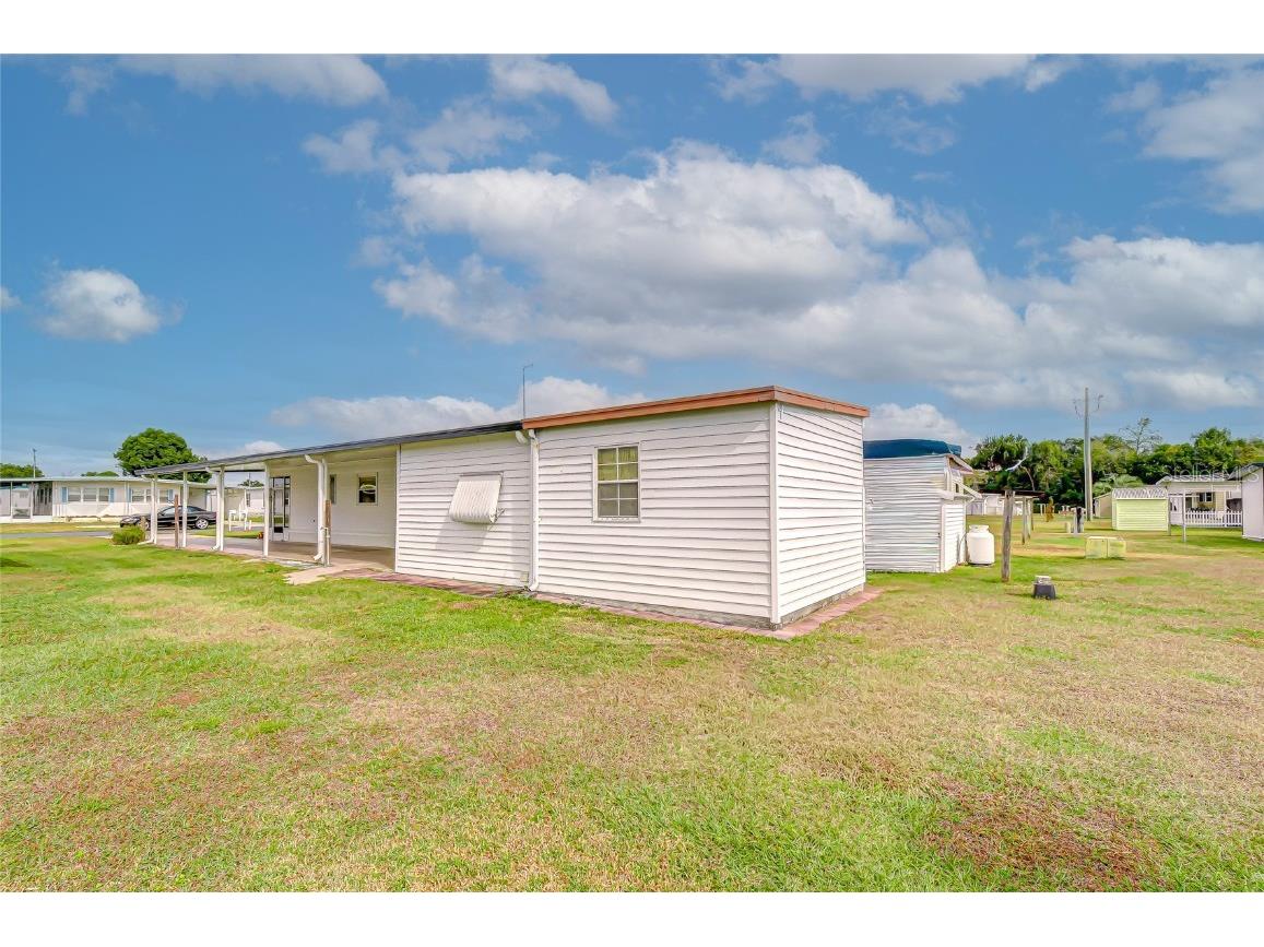 39524 Dundee Road Zephyrhills FL 33542 TB8452837 image9