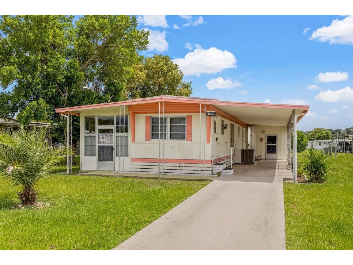 39524 Rockford Avenue Zephyrhills FL 33542 T3458967 image1