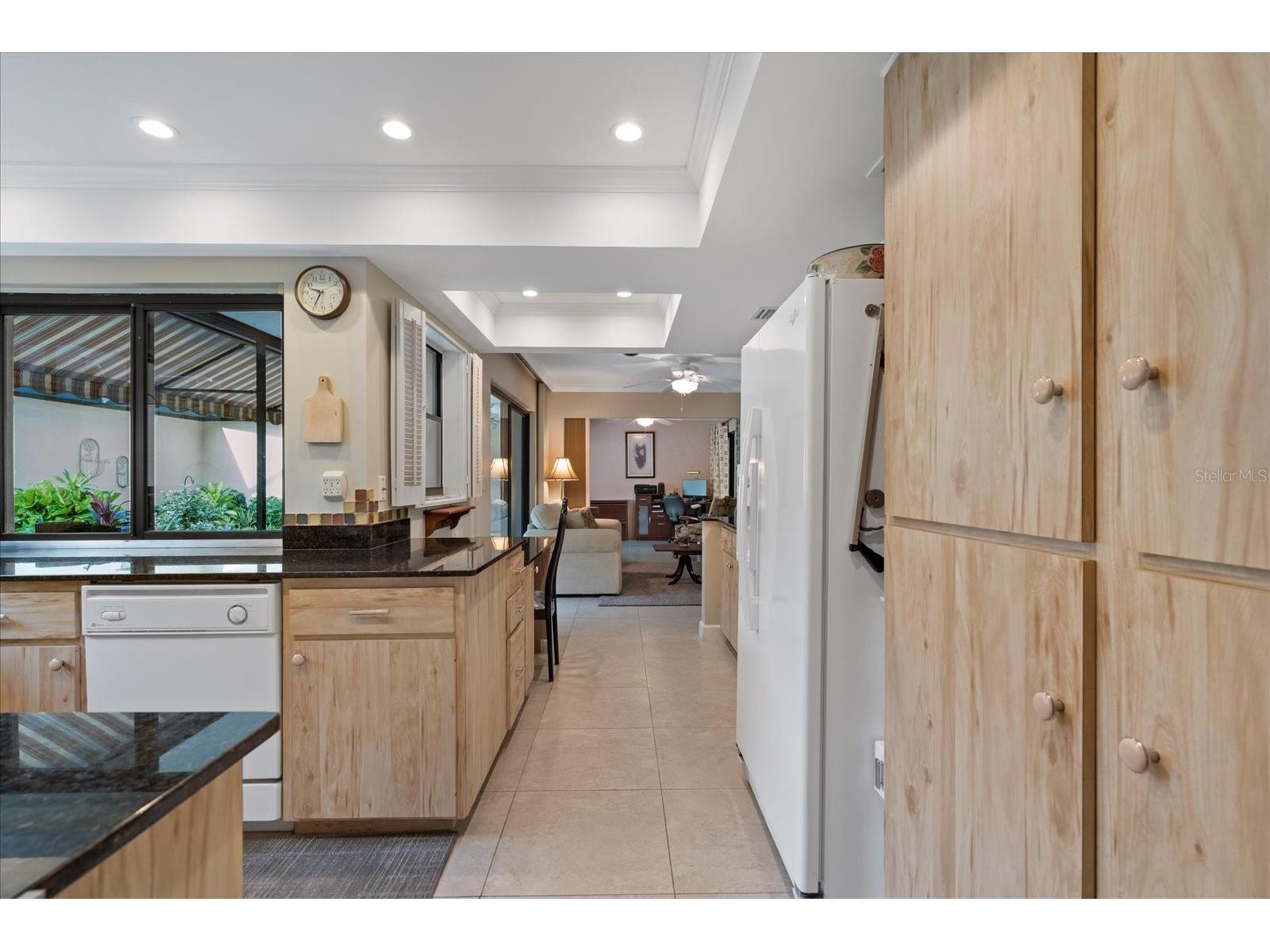 3953 Glen Oaks Manor Drive Sarasota FL 34232 A4665903 image10