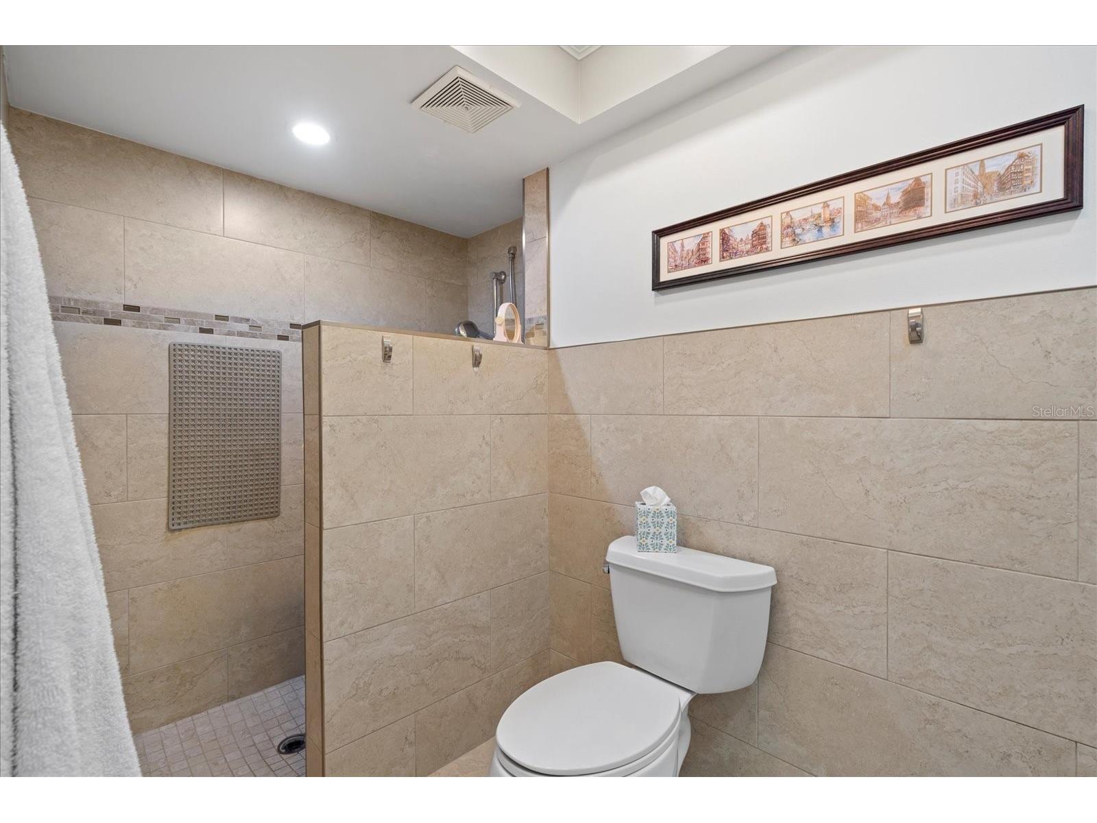 3953 Glen Oaks Manor Drive Sarasota FL 34232 A4665903 image22