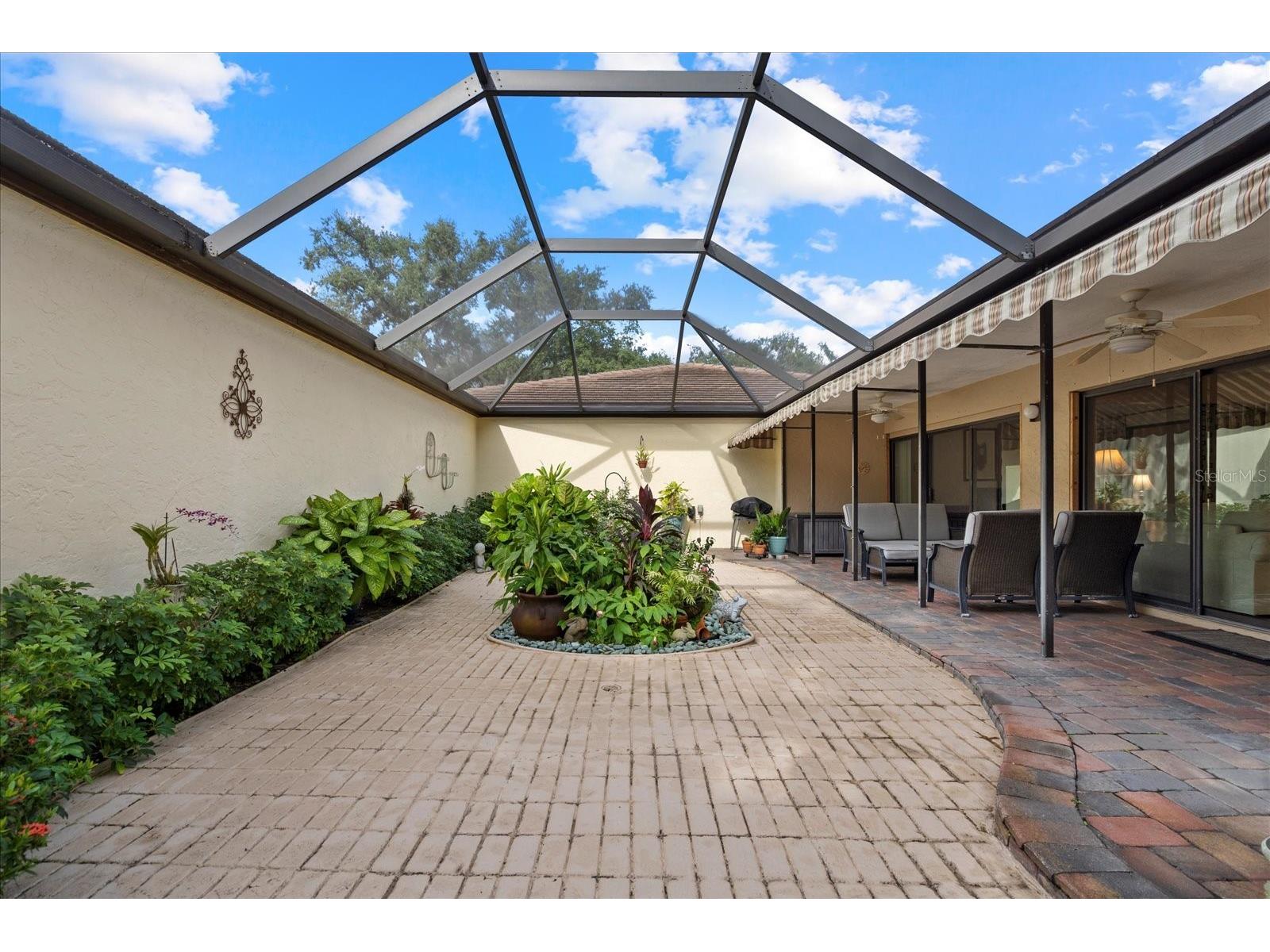 3953 Glen Oaks Manor Drive Sarasota FL 34232 A4665903 image39
