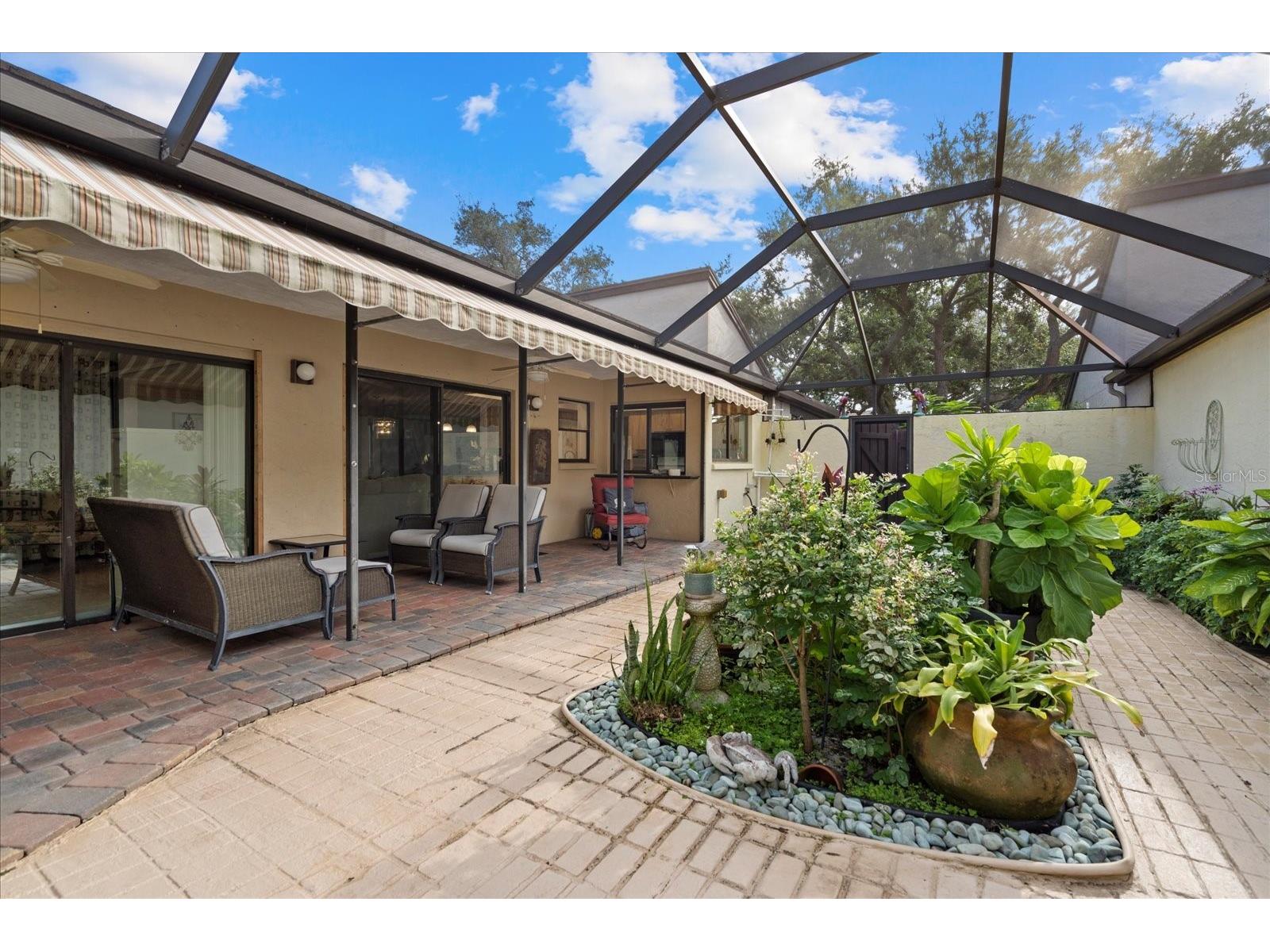 3953 Glen Oaks Manor Drive Sarasota FL 34232 A4665903 image40