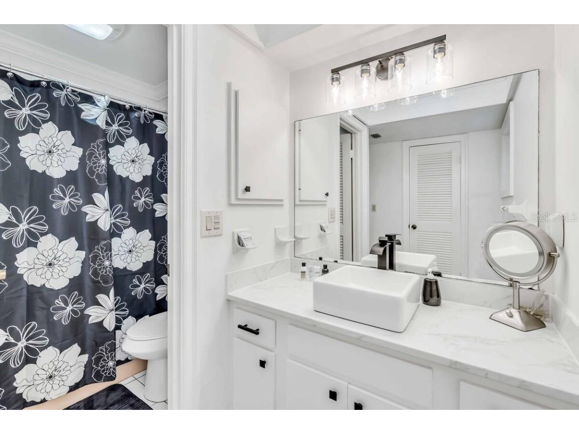 3953 Linwood Street Sarasota FL 34232 A4672026 image15