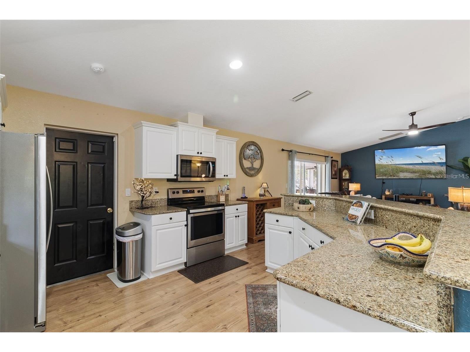 3953 Vehlin Street North Port FL 34286 C7522463 image6