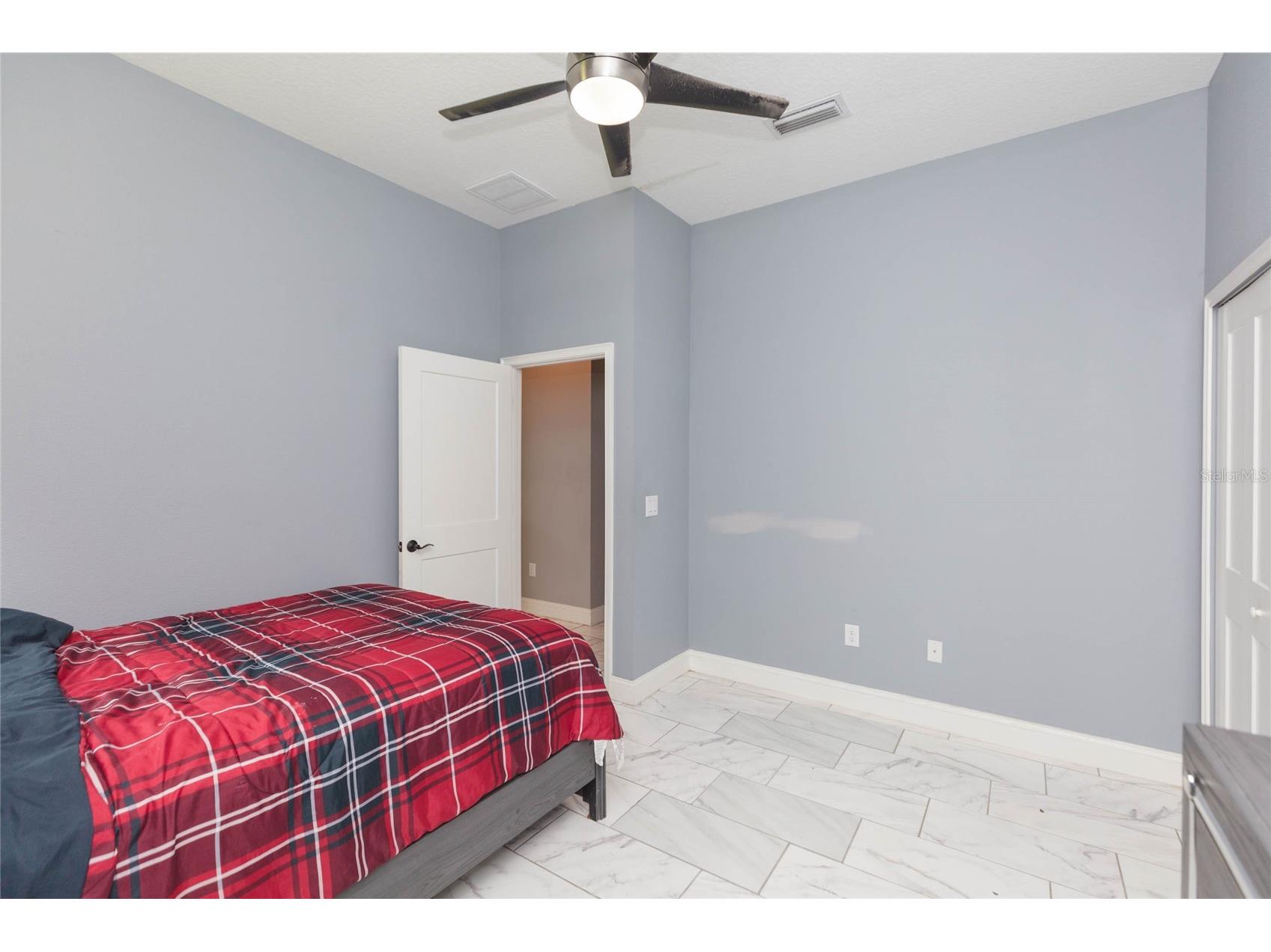 39534 Sunburst Drive Dade City FL 33525 TB8527572 image12