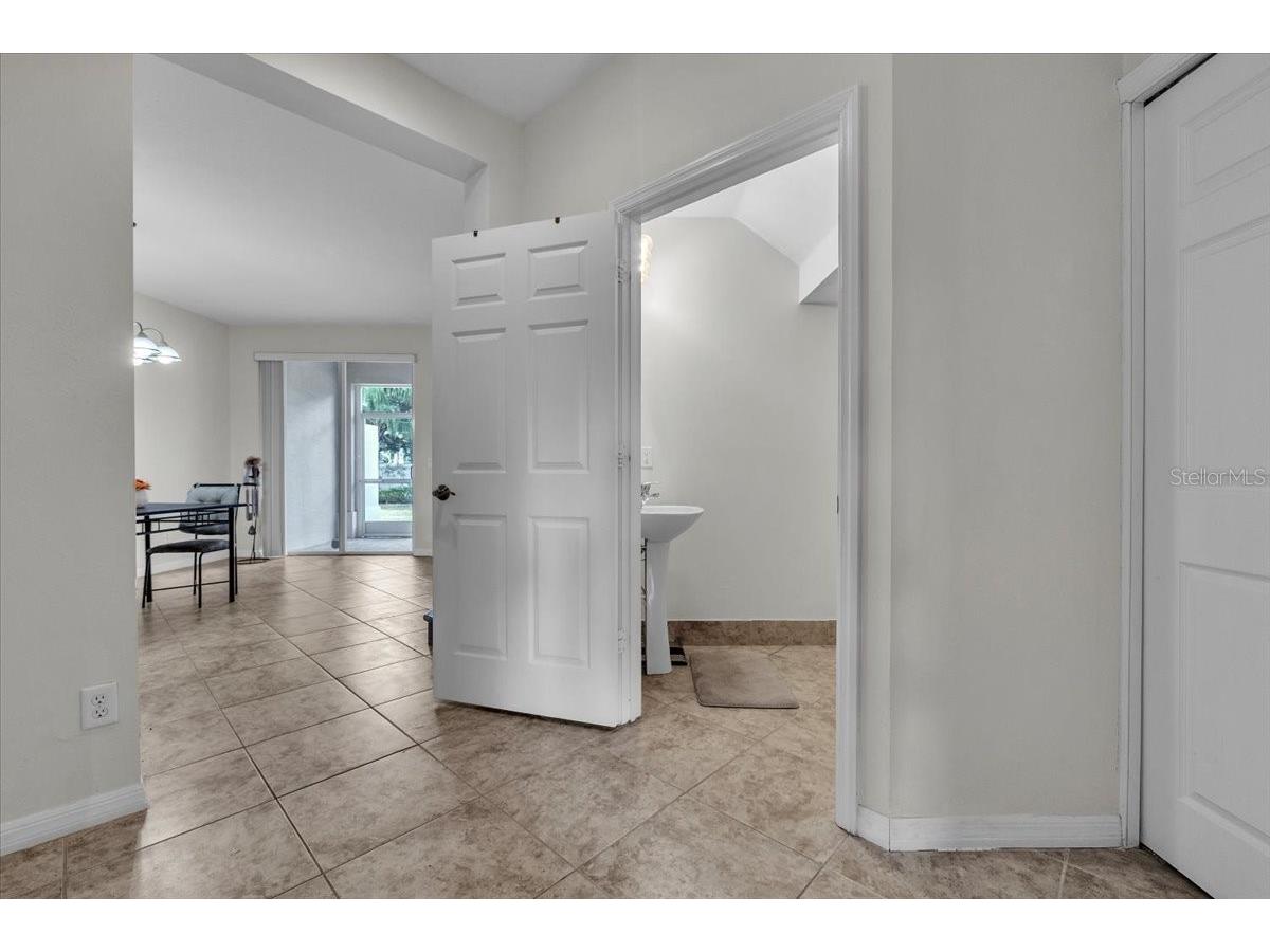 3954 Cherrybrook Loop Fort Myers FL 33966 C7520070 image5