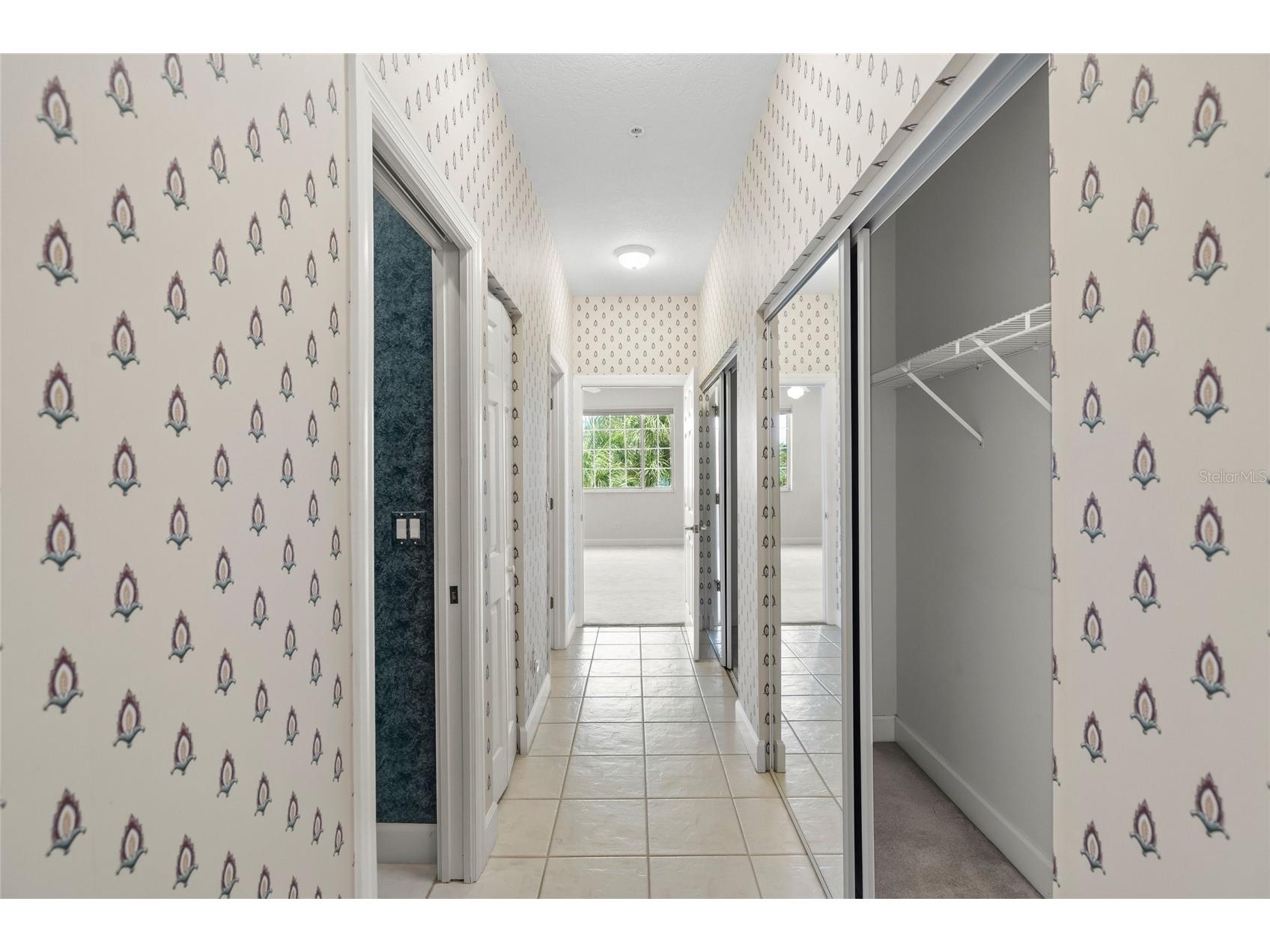 3954 Hamilton Club Circle #14 Sarasota FL 34242 A4699460 image35
