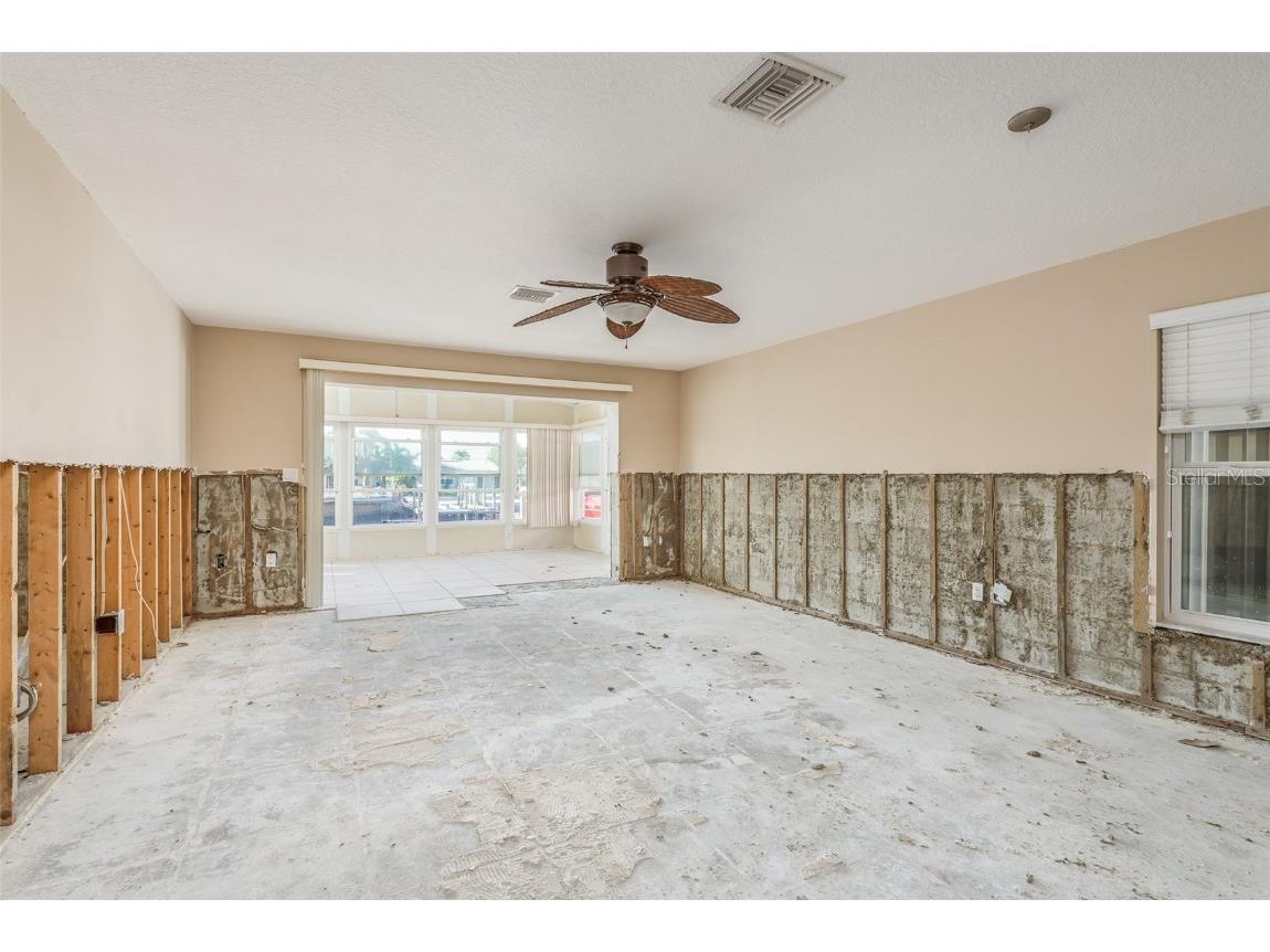 3954 Marine Parkway New Port Richey FL 34652 TB8327194 image9