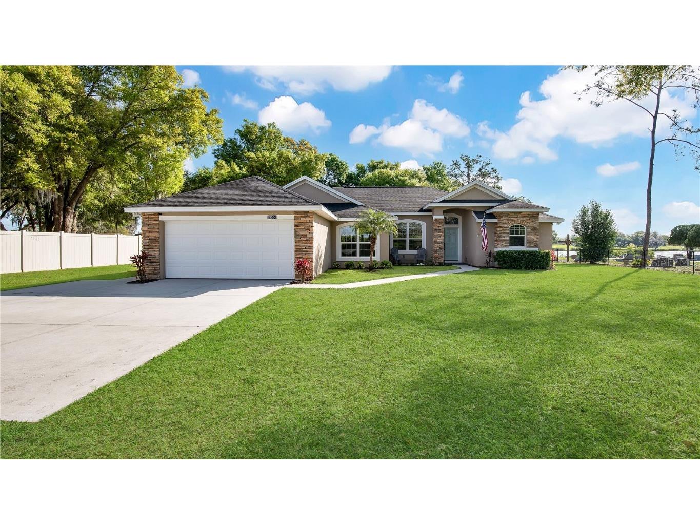 39550 Golden Gem Drive Umatilla FL 32784 G5079642 image1