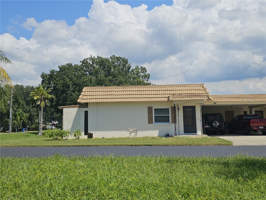 3956 Del Rio Avenue New Port Richey FL 34655 W7867731 image1