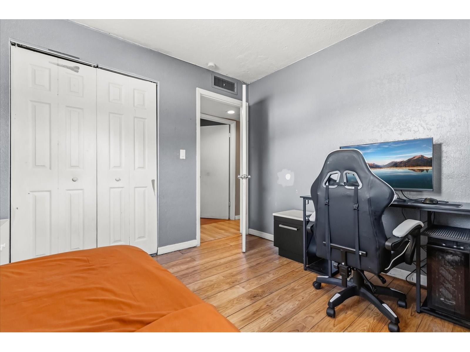 39560 Meadowood Loop Zephyrhills FL 33542 TB8465822 image18