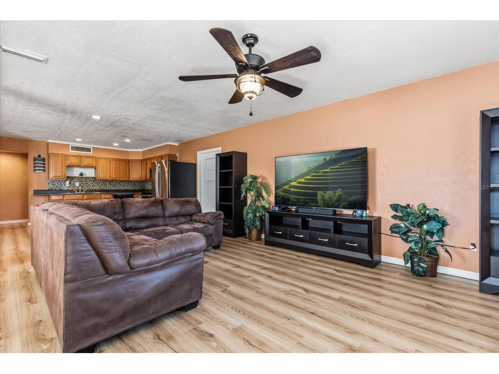 39560 Meadowood Loop Zephyrhills FL 33542 TB8465822 image2