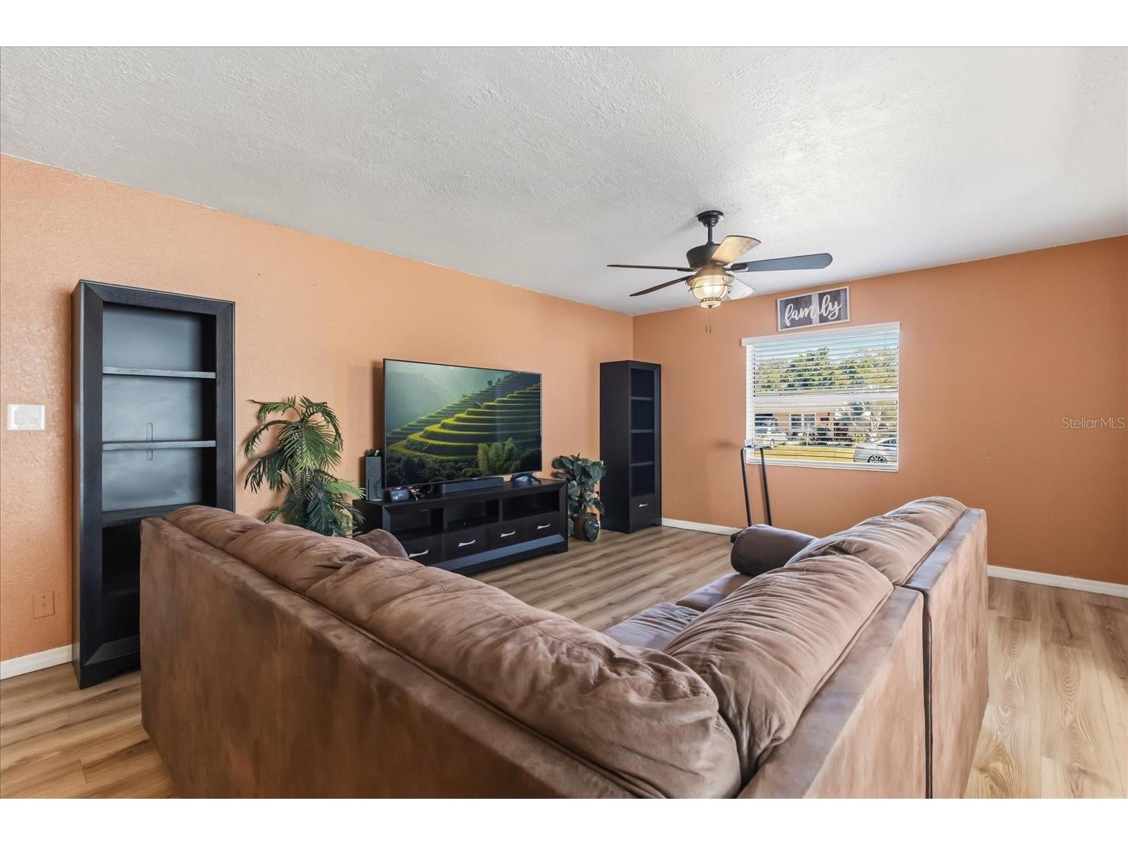 39560 Meadowood Loop Zephyrhills FL 33542 TB8465822 image5