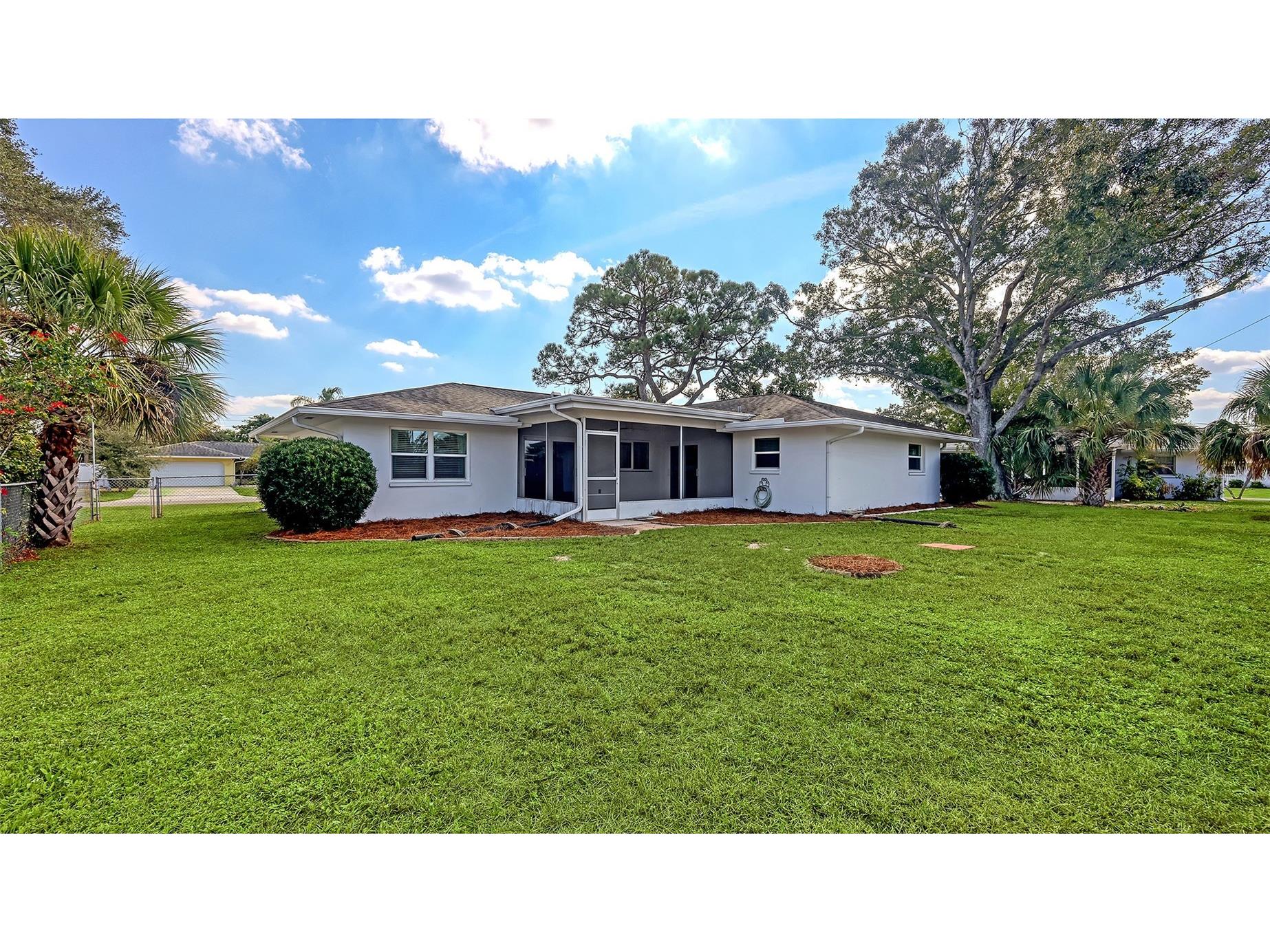 3957 Breezemont Drive Sarasota FL 34232 A4673724 image29