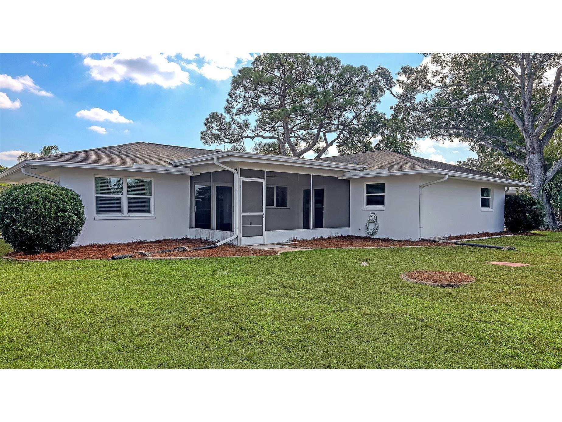 3957 Breezemont Drive Sarasota FL 34232 A4673724 image30