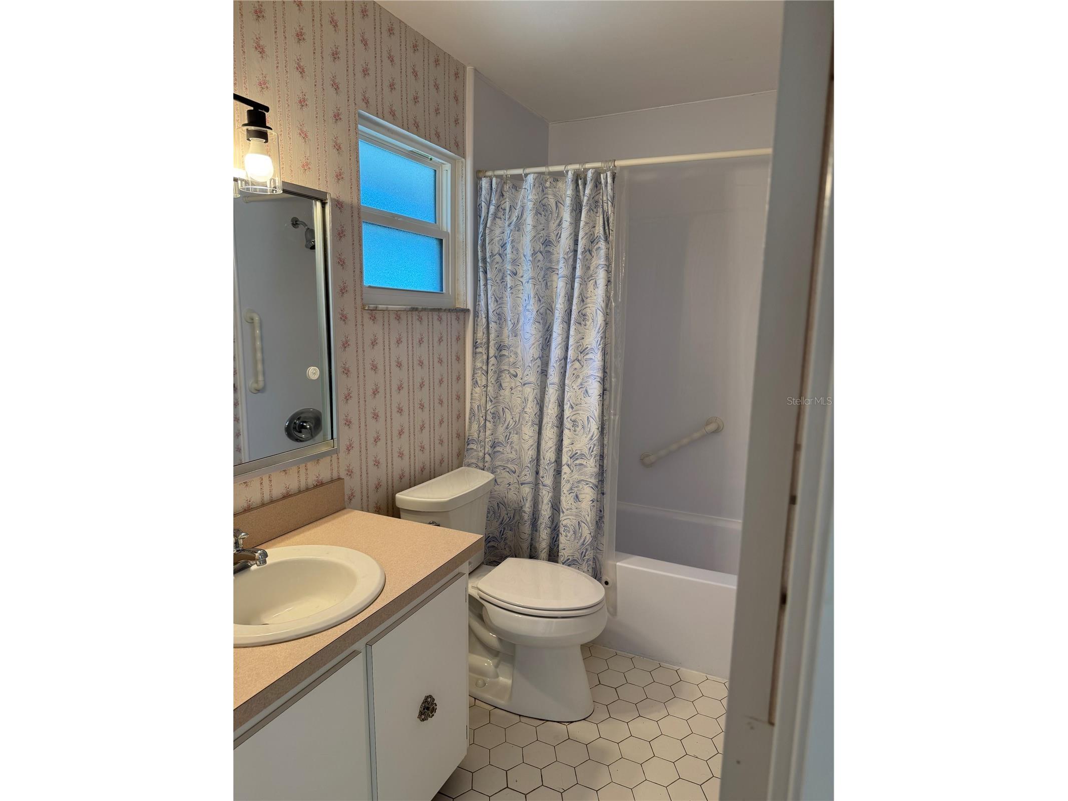 3957 Lakeside Road #143 Sarasota FL 34232 A4672251 image16