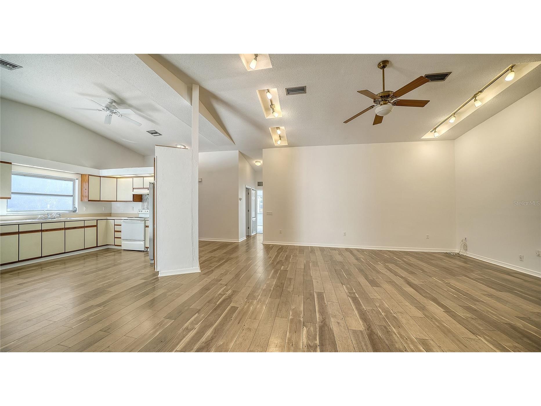 3957 Proctor Road Sarasota FL 34233 A4681256 image26