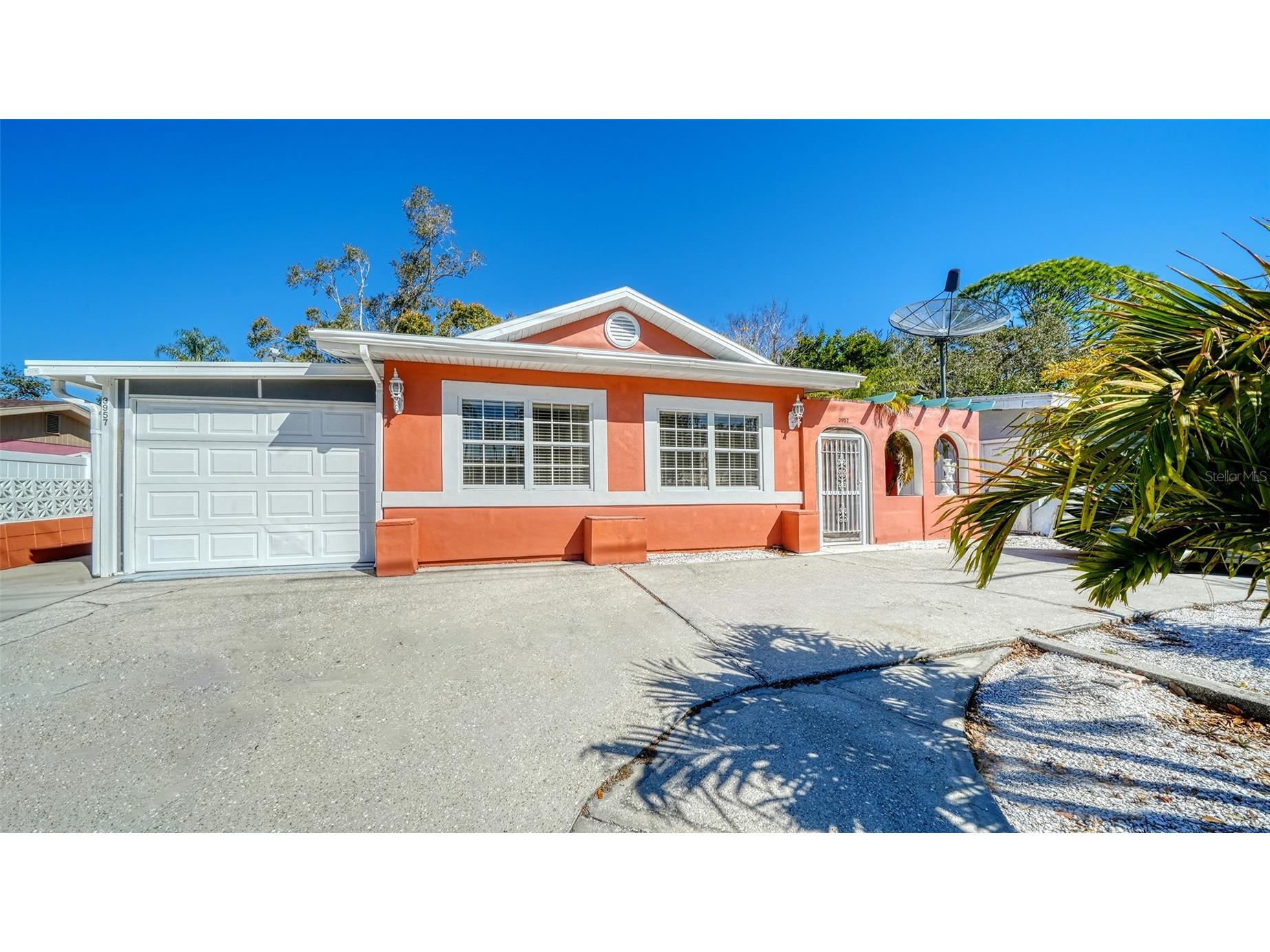 3957 Proctor Road Sarasota FL 34233 A4681256 image3