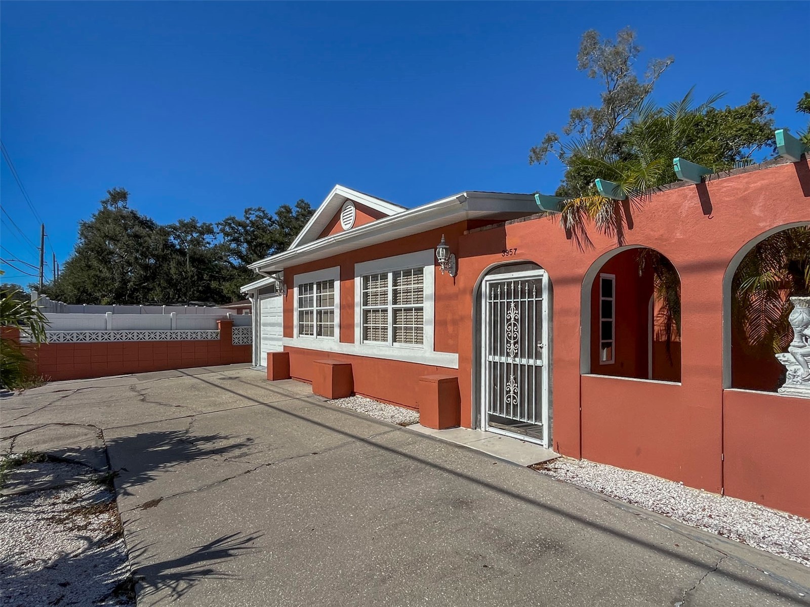 3957 Proctor Road Sarasota FL 34233 A4693169 image2