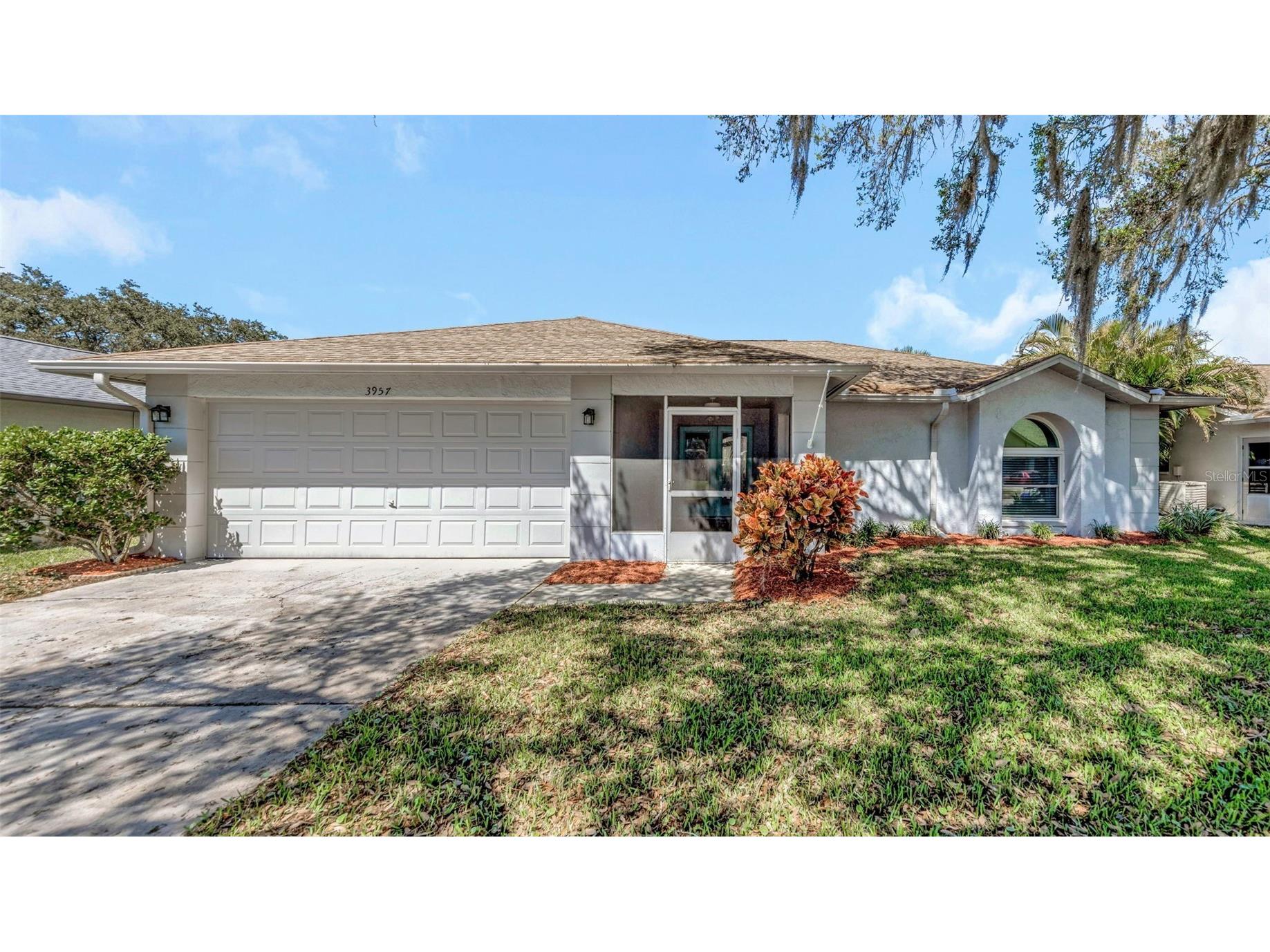 3957 Tarpon Pointe Circle Palm Harbor FL 34684 TB8482759 image1