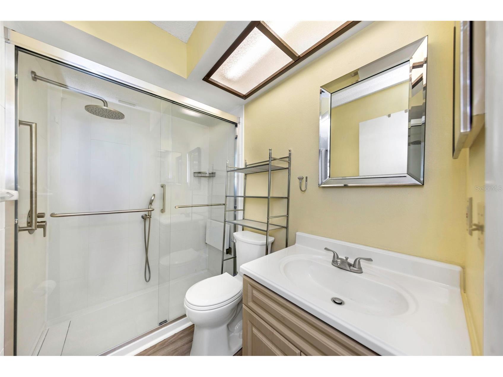 3957 Tarpon Pointe Circle Palm Harbor FL 34684 TB8482759 image16