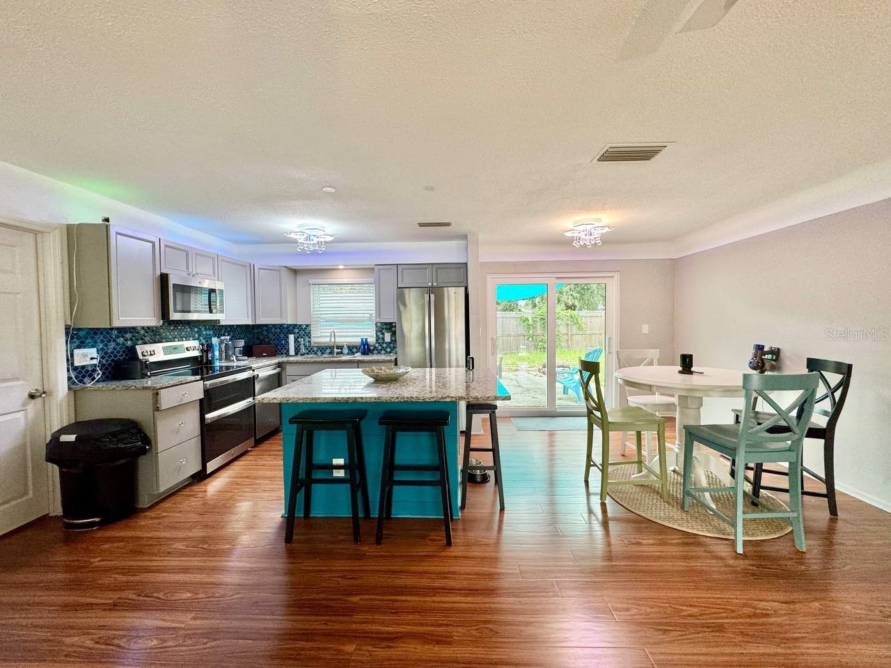 3957 Wahoo Drive SE Saint Petersburg FL 33705 TB8522946 image7