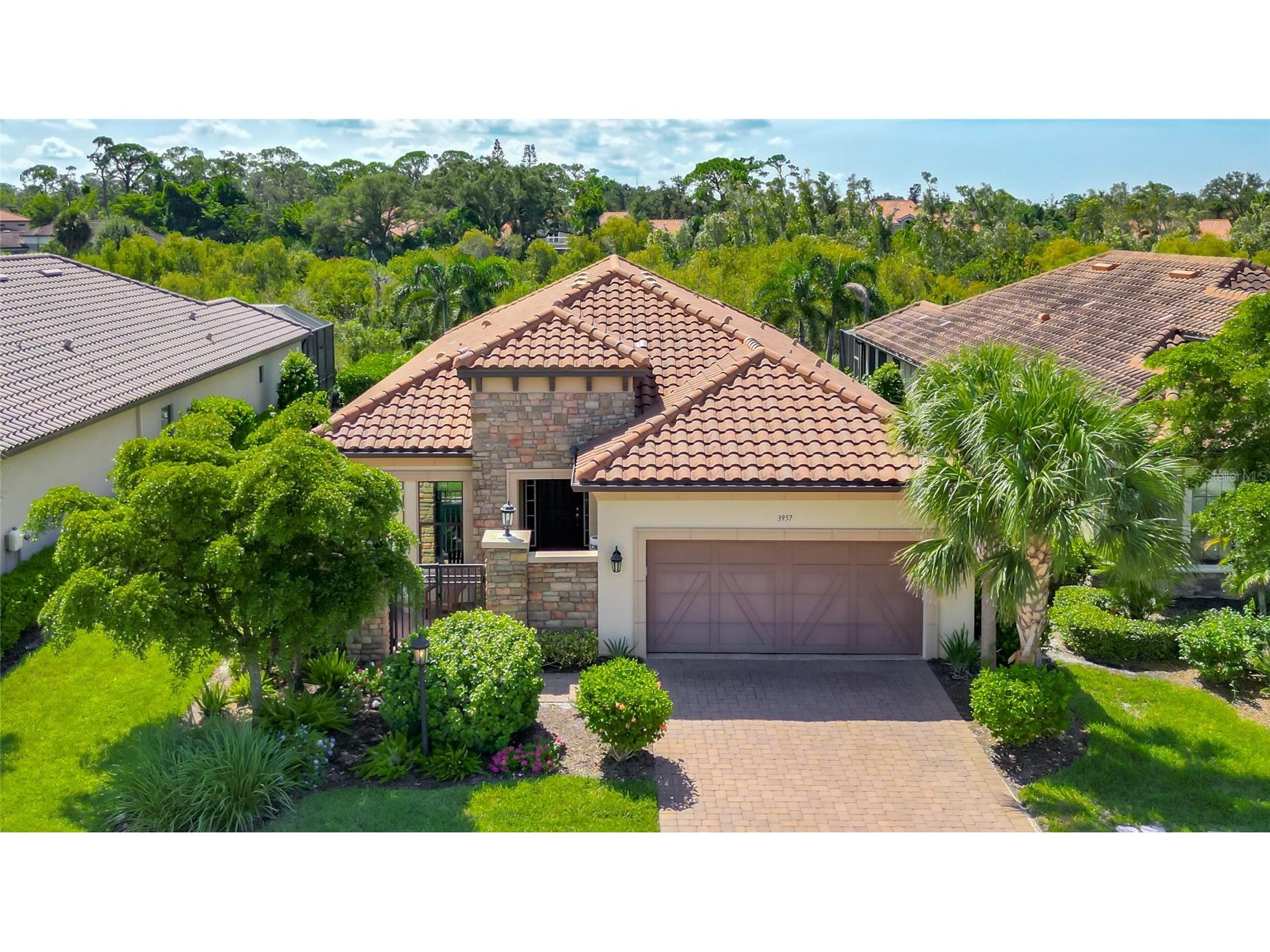 3957 Waypoint Avenue Osprey FL 34229 A4666325 image1