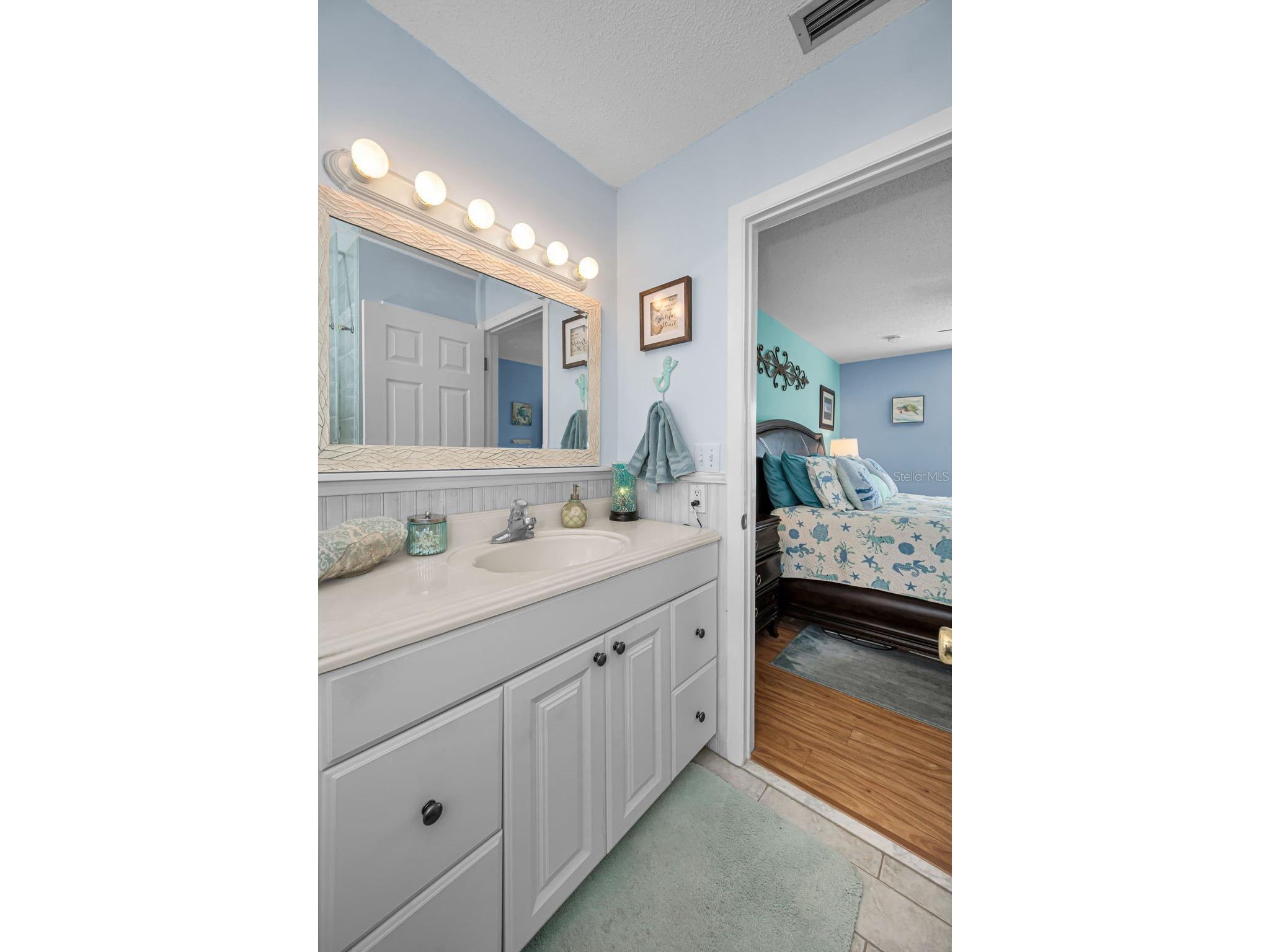 3958 37th Street S #28 Saint Petersburg FL 33711 TB8472605 image21