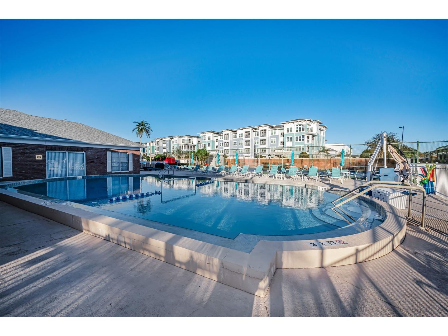 3958 37th Street S #28 Saint Petersburg FL 33711 TB8472605 image40