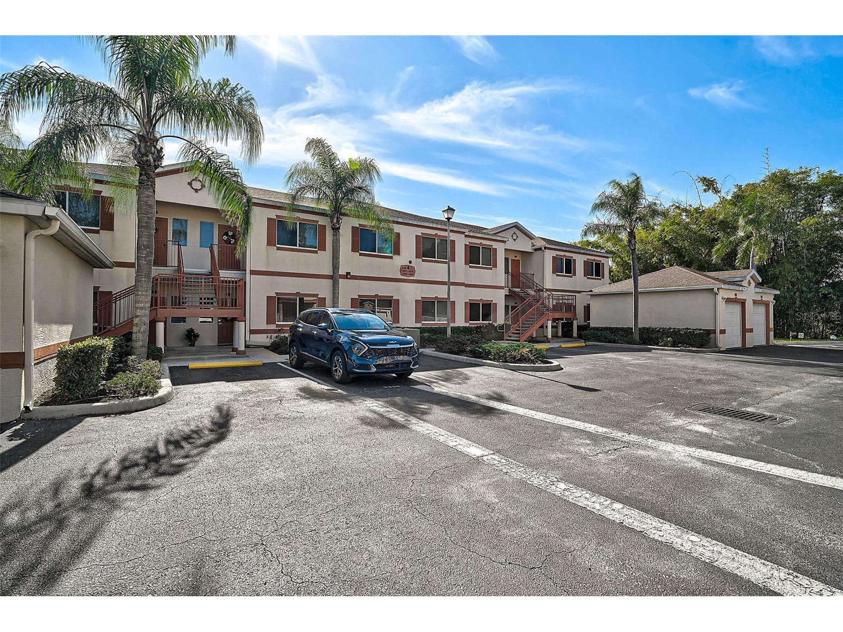 3958 Mediterranea Circle #411 Sarasota FL 34233 A4673738 image3