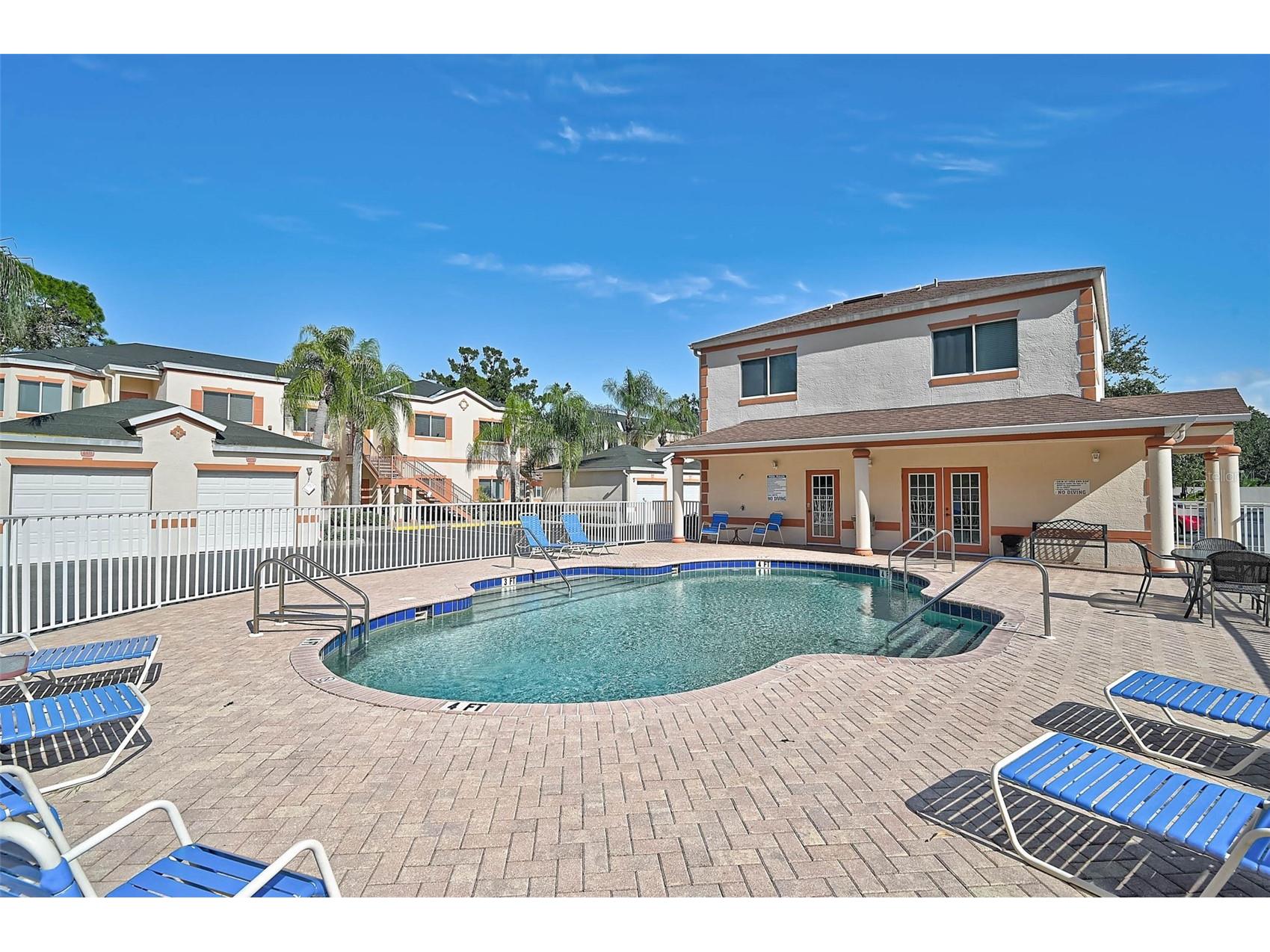 3958 Mediterranea Circle #411 Sarasota FL 34233 A4673738 image35