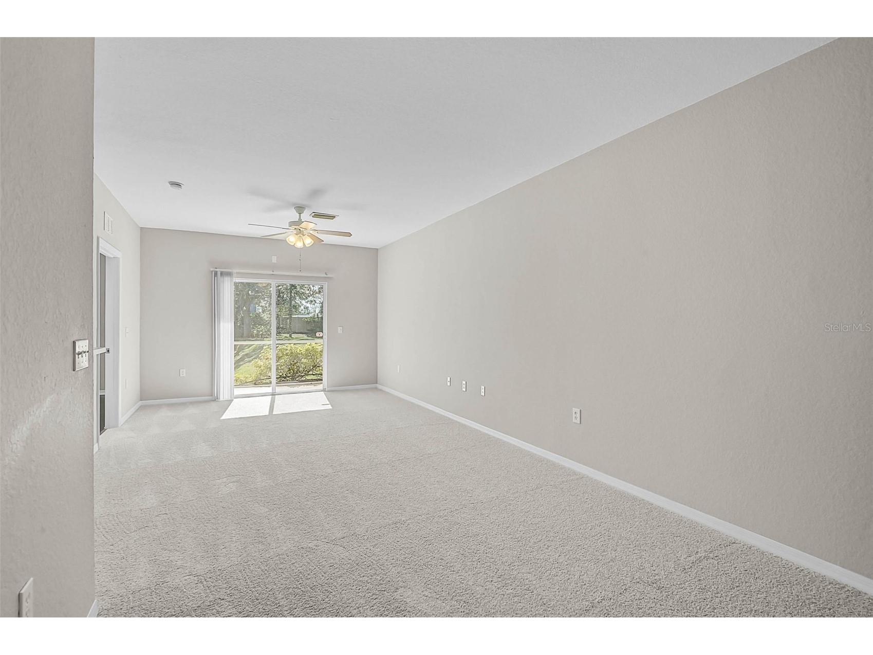 3958 Mediterranea Circle #411 Sarasota FL 34233 A4673738 image6