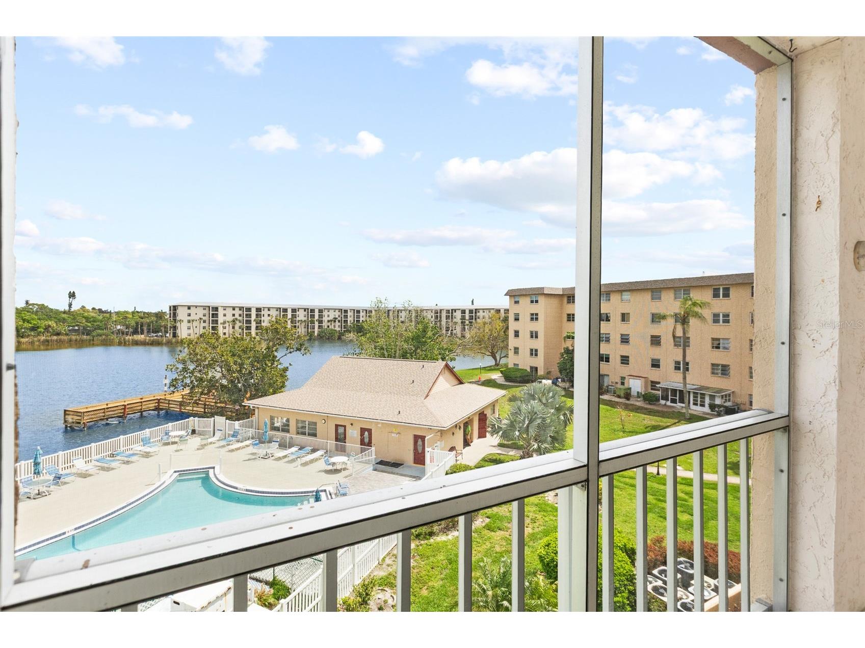 3959 Lake Bayshore Drive #F 412 Bradenton FL 34205 A4683840 image21