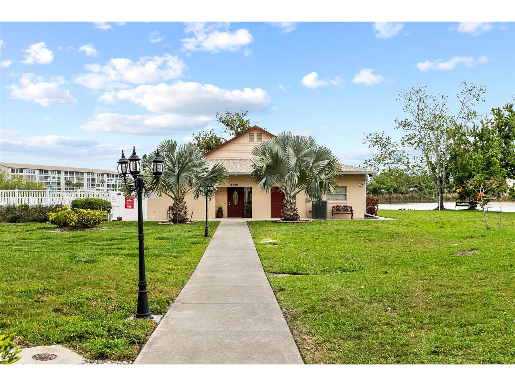 3959 Lake Bayshore Drive #F 412 Bradenton FL 34205 A4683840 image31