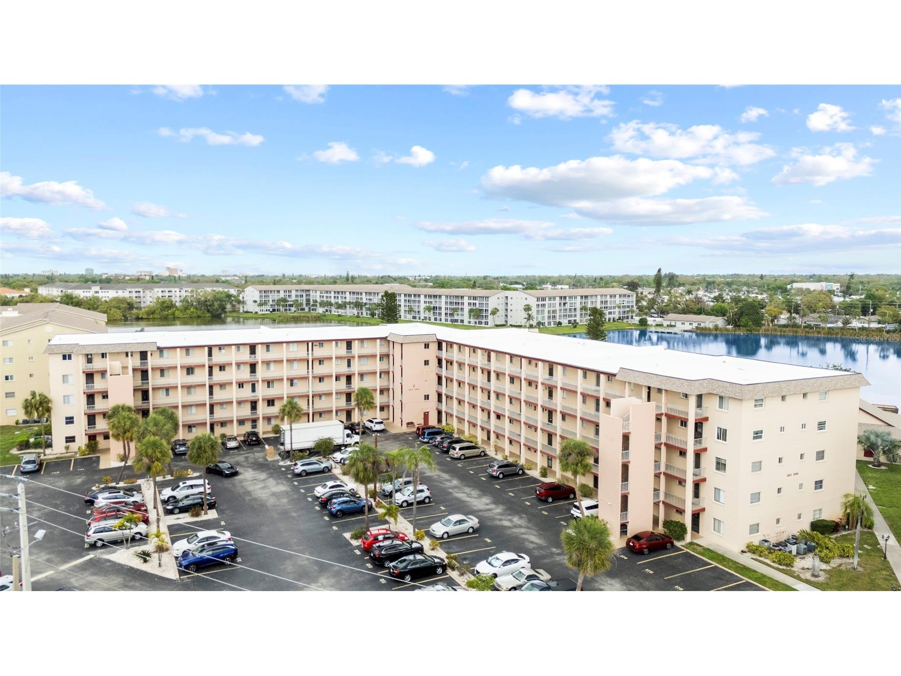 3959 Lake Bayshore Drive #F 412 Bradenton FL 34205 A4683840 image32
