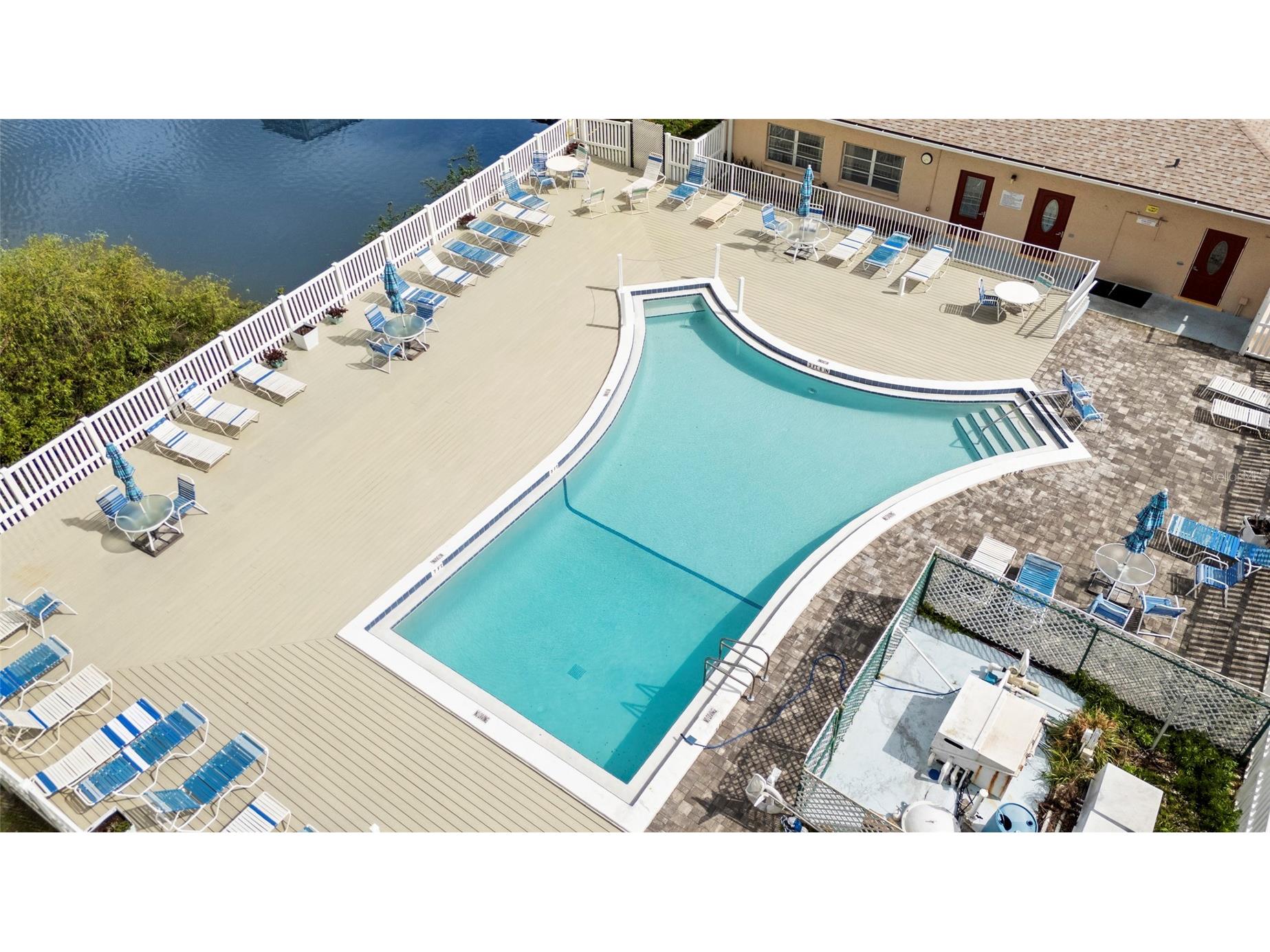 3959 Lake Bayshore Drive #F 412 Bradenton FL 34205 A4683840 image37