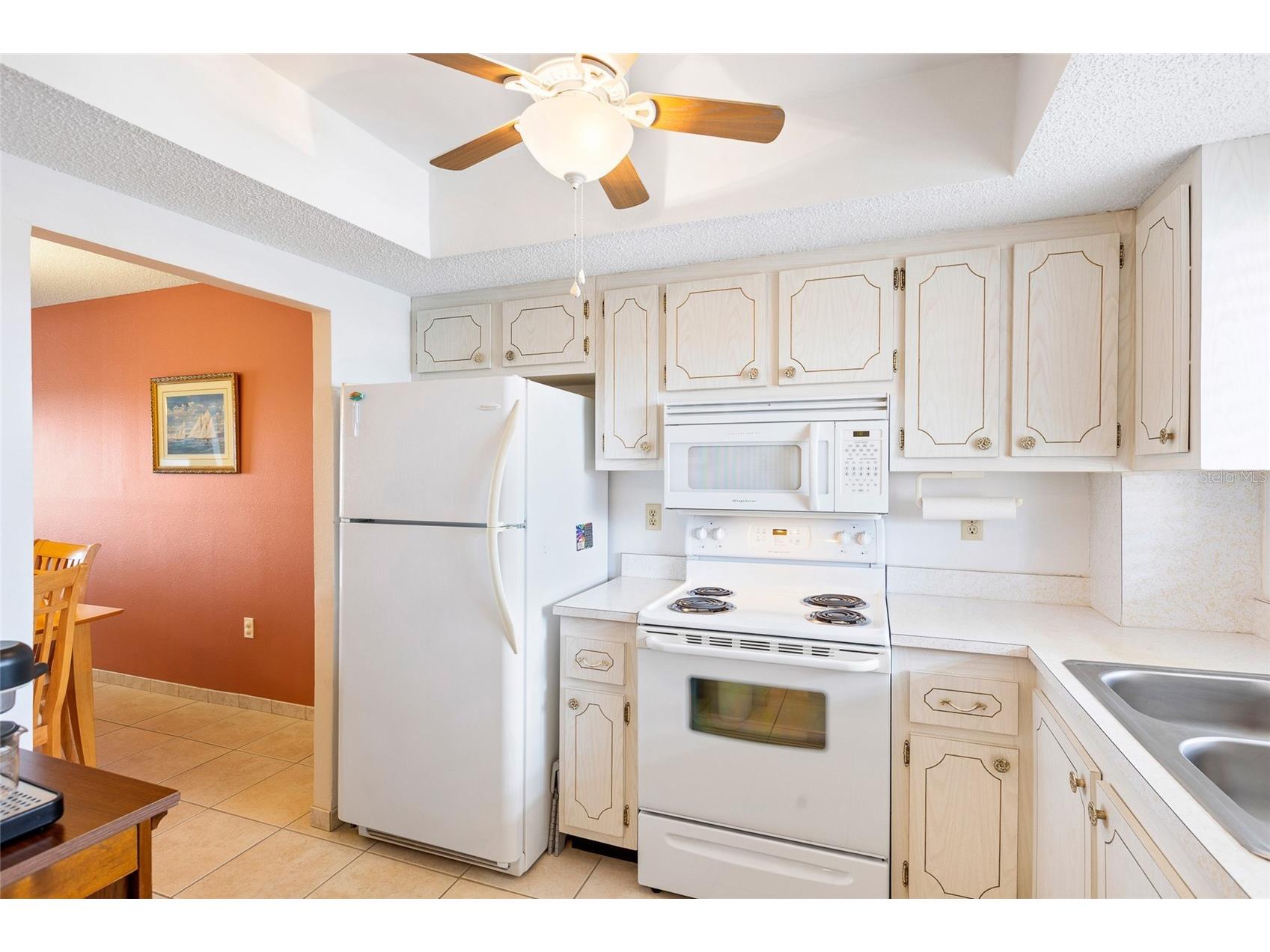 3959 Lake Bayshore Drive #F 412 Bradenton FL 34205 A4683840 image6