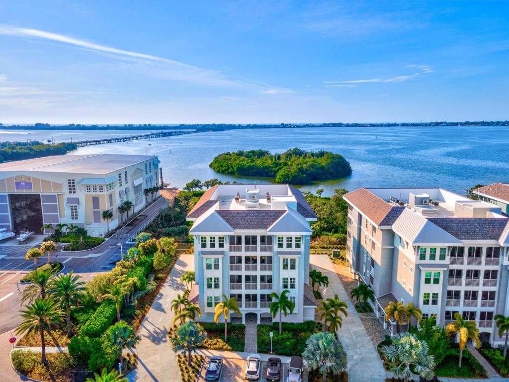 396 Aruba Circle #303 Bradenton FL 34209 A4576896 image1