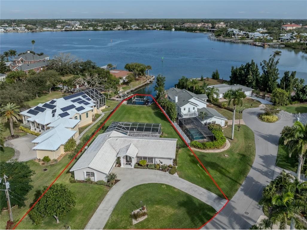 396 Bayshore Drive Venice FL 34285 - ROBERTS BAY ; ICW N6141843 image1