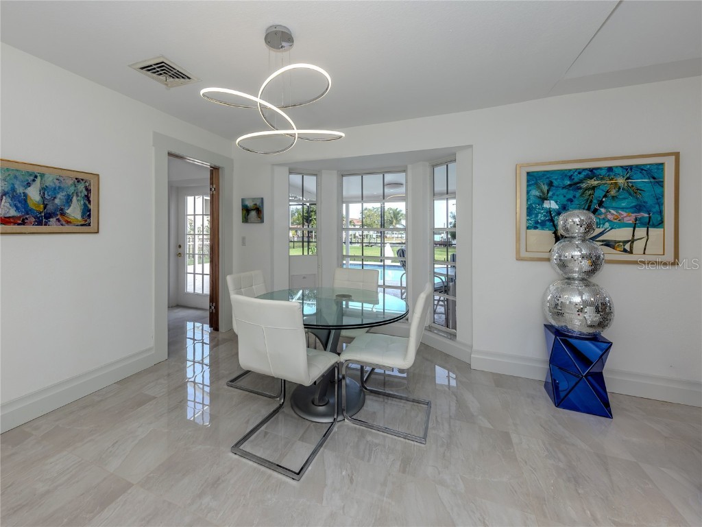 396 Bayshore Drive Venice FL 34285 - ROBERTS BAY ; ICW N6141843 image16