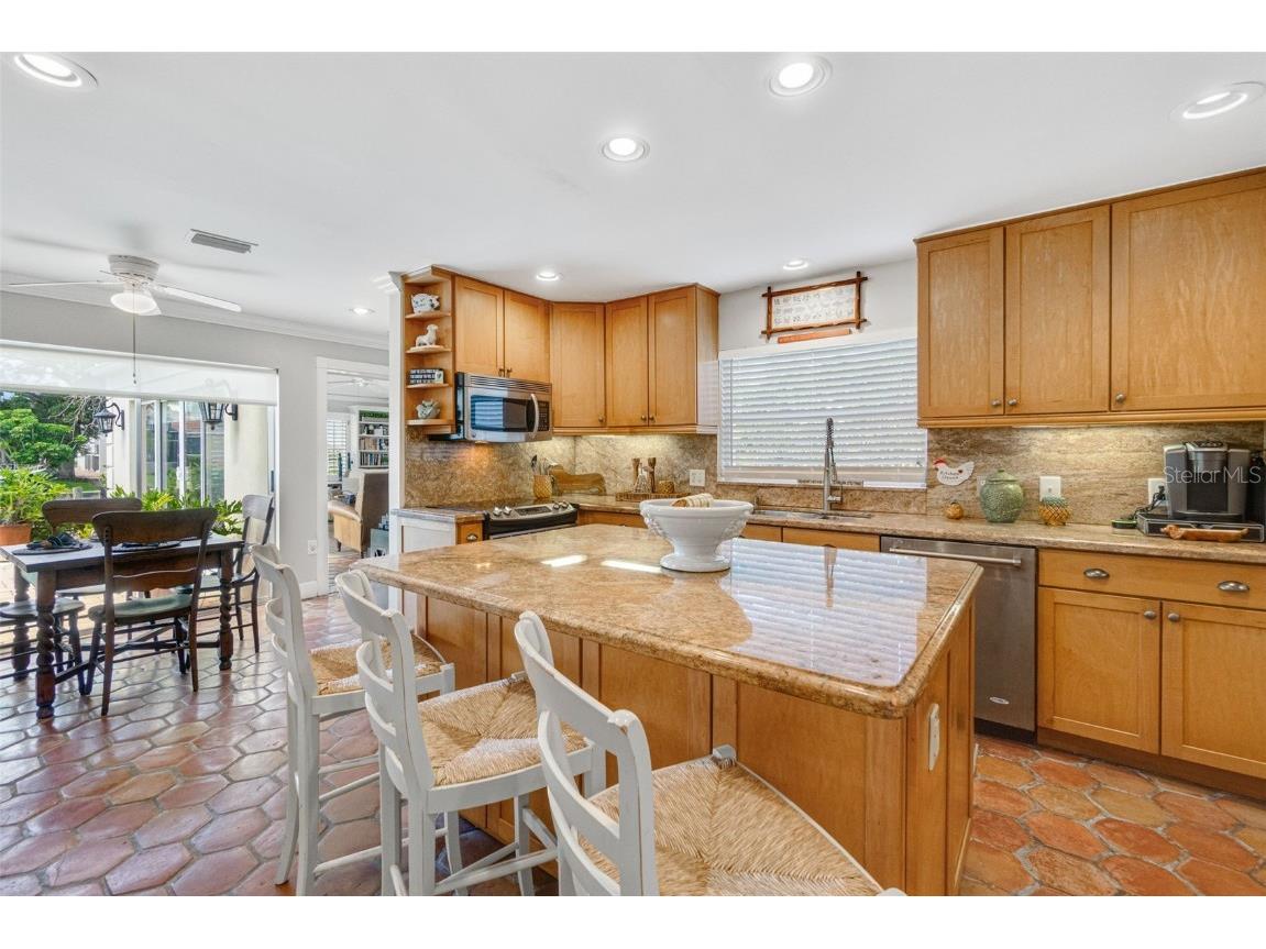 396 Bob White Drive Sarasota FL 34236 A4662351 image15